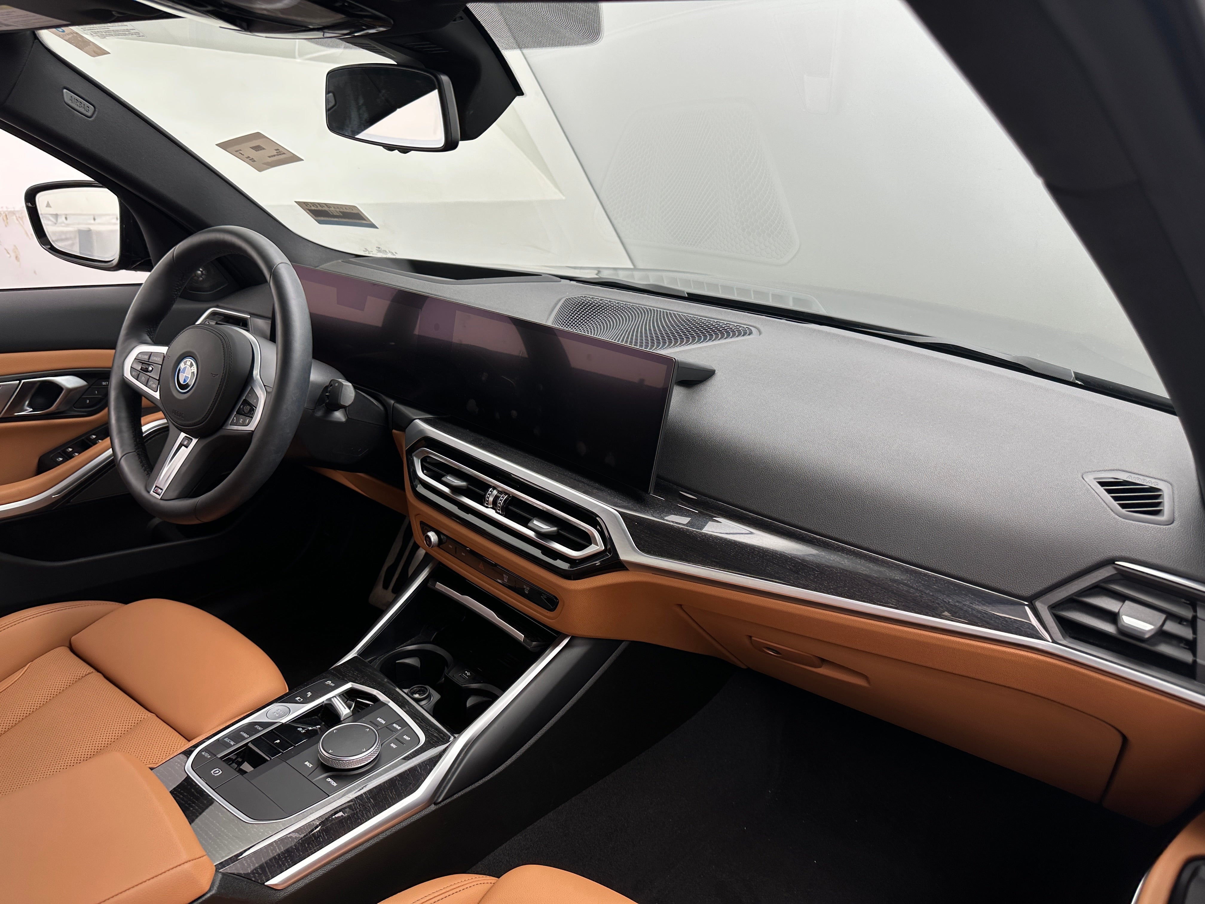 Thumbnail: 2023 BMW 3 Series - 2