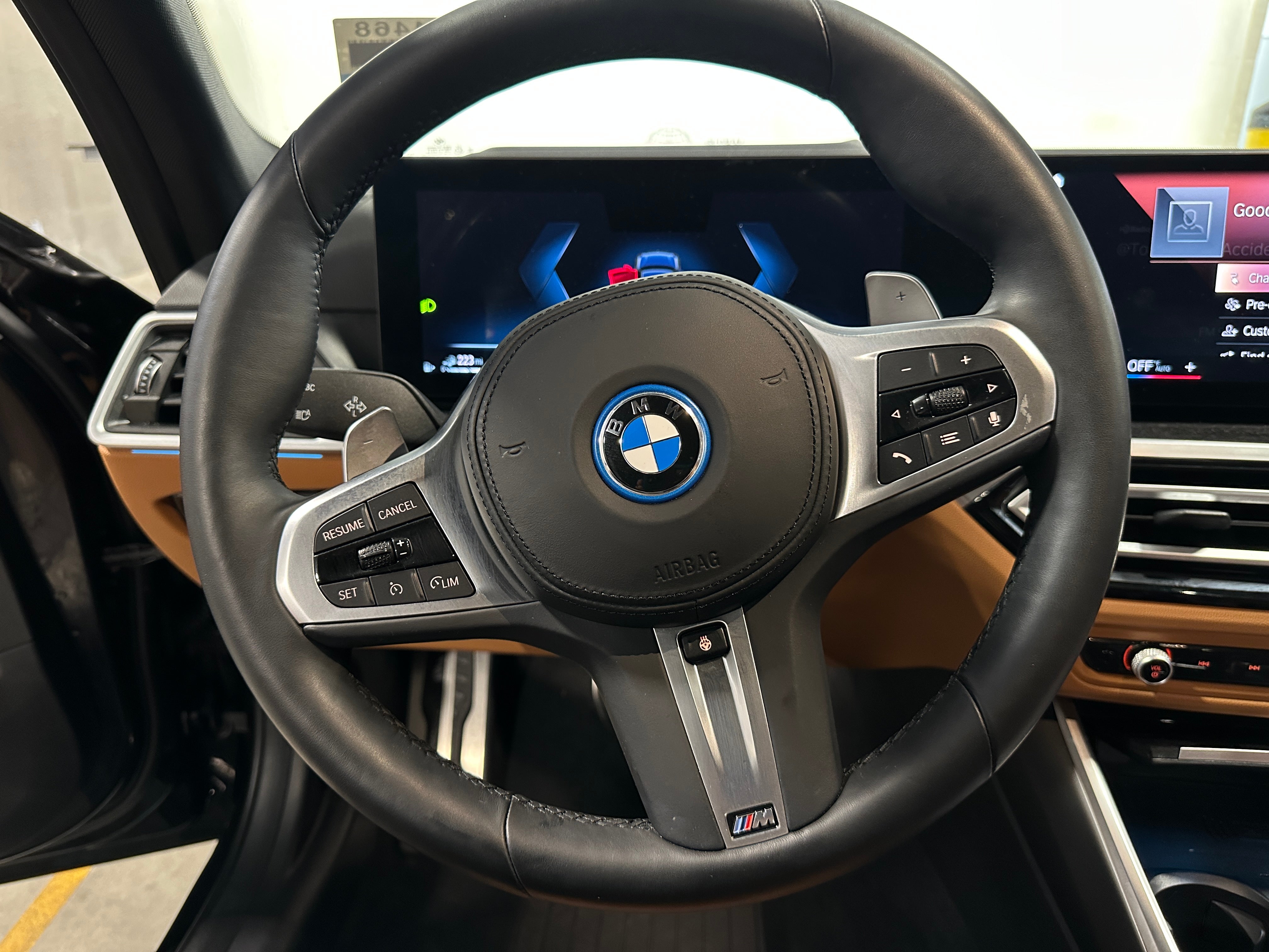 Thumbnail: 2023 BMW 3 Series - 4