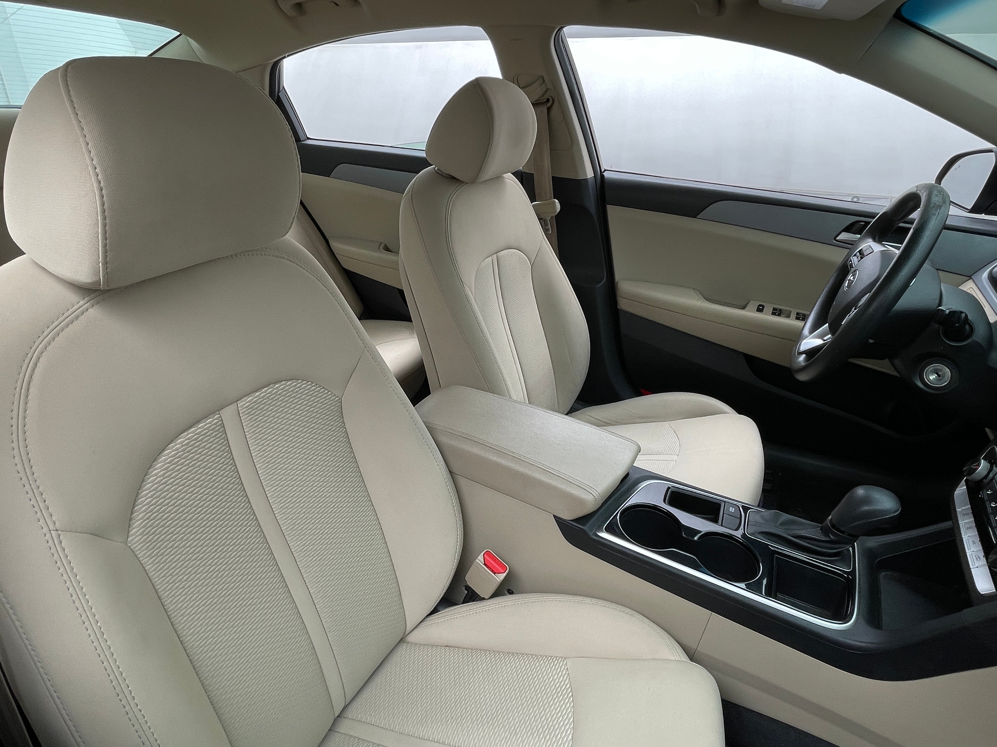 2019 Hyundai Sonata SE 2