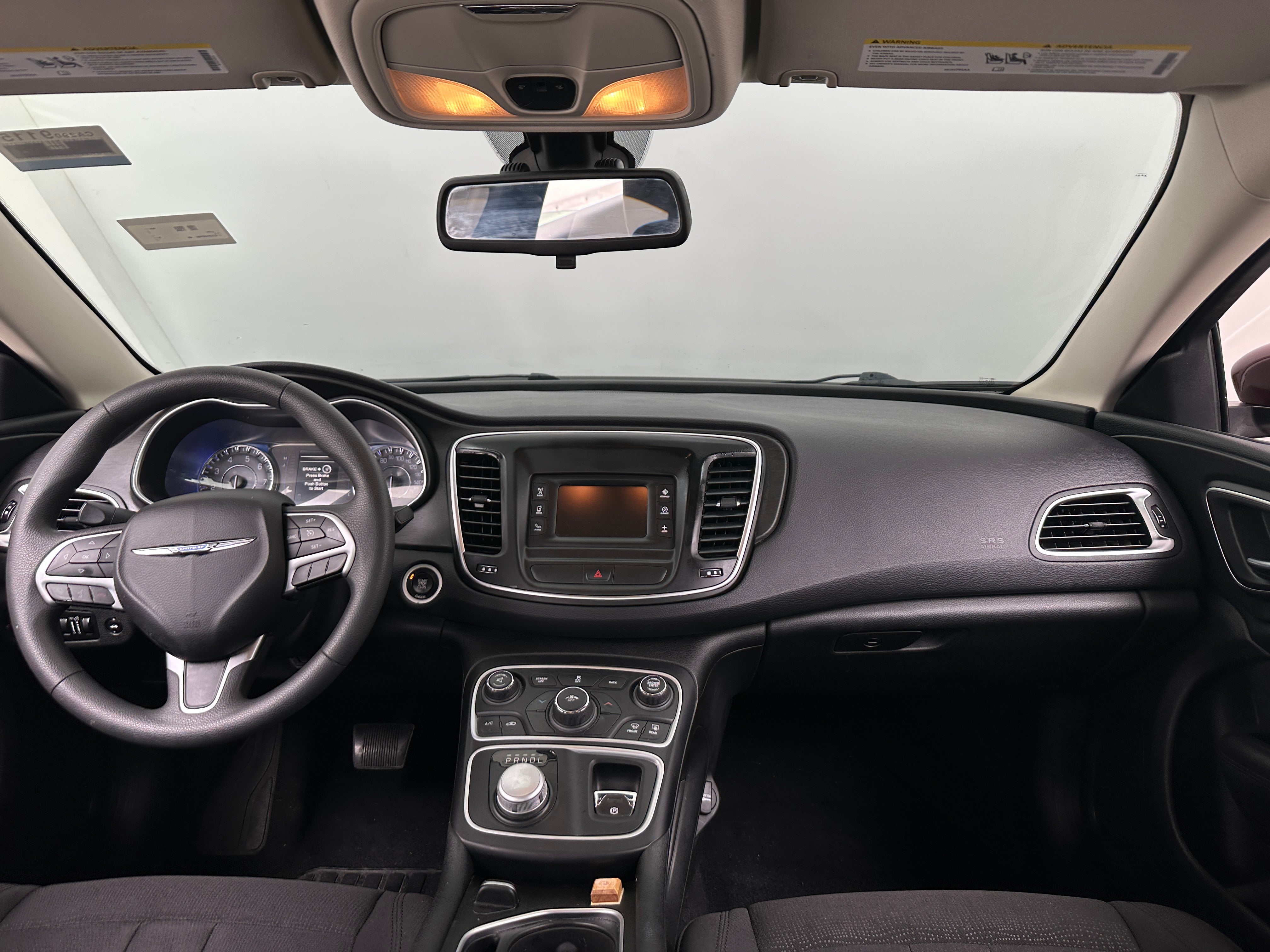 2015 Chrysler 200 LX 3