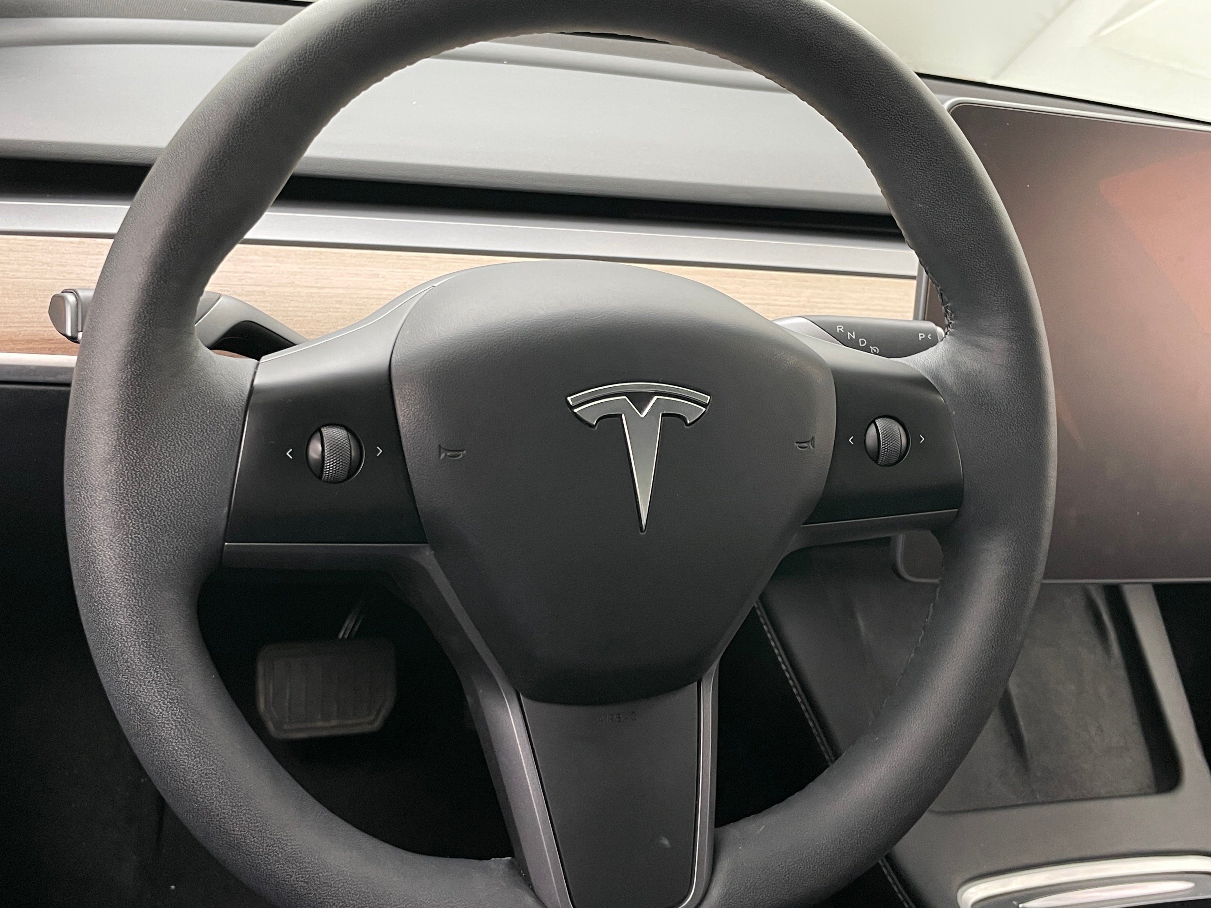 2023 Tesla Model 3 Standard Range 4