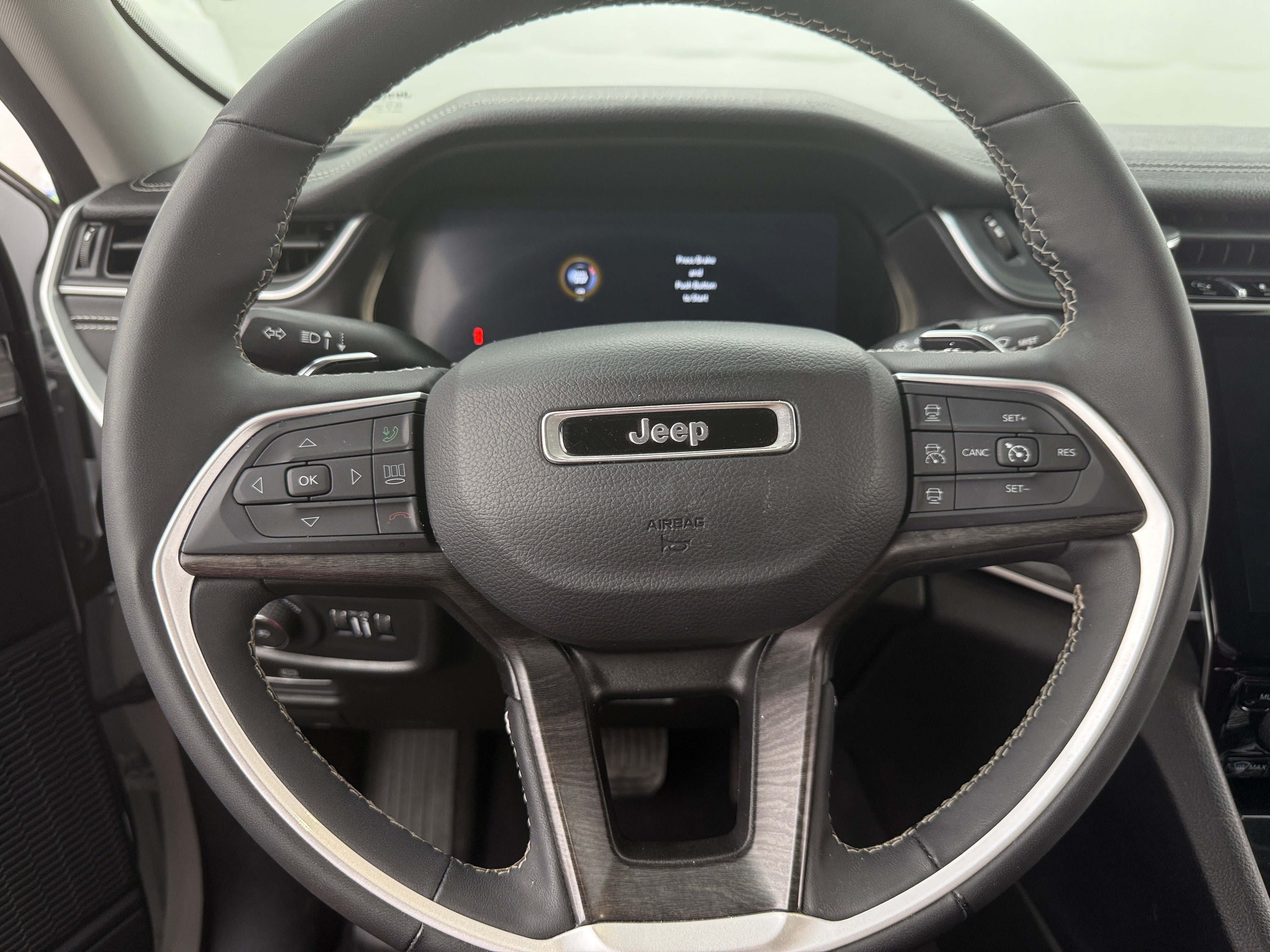 Thumbnail: 2024 Jeep Grand Cherokee - 5