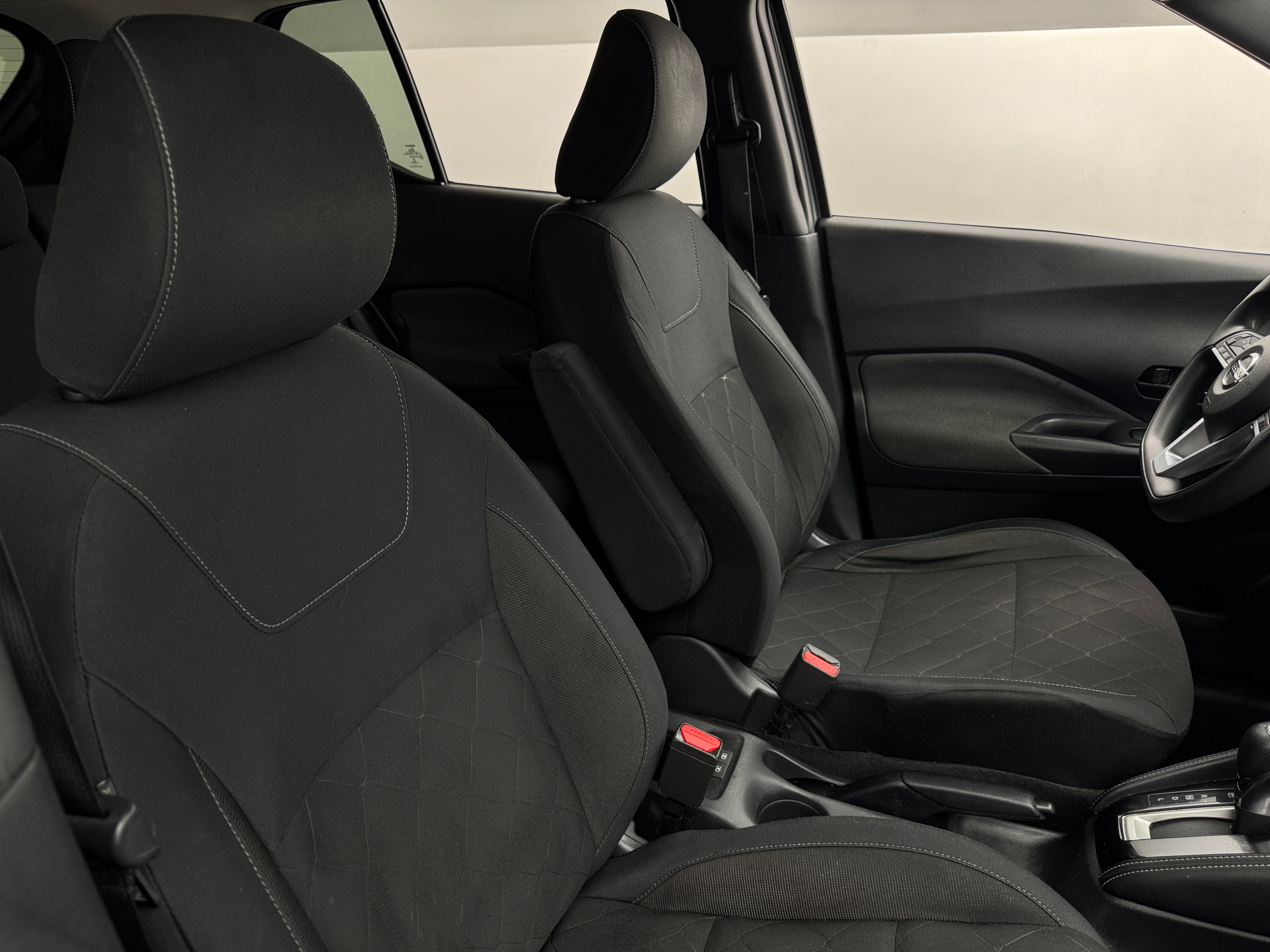Thumbnail: 2019 Nissan Kicks - 2