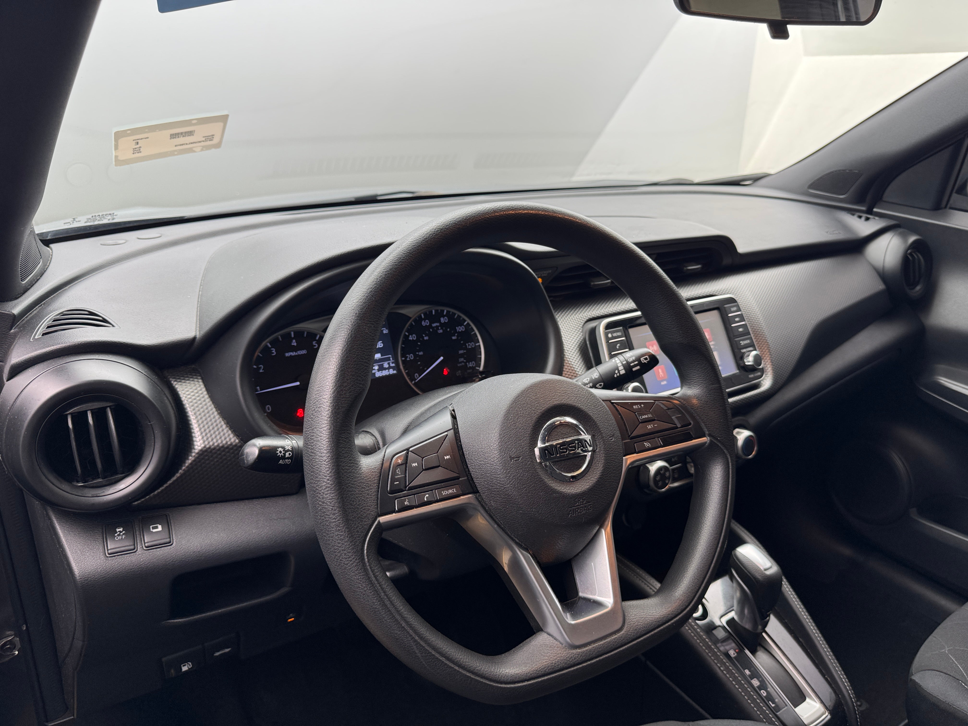 Thumbnail: 2019 Nissan Kicks - 3