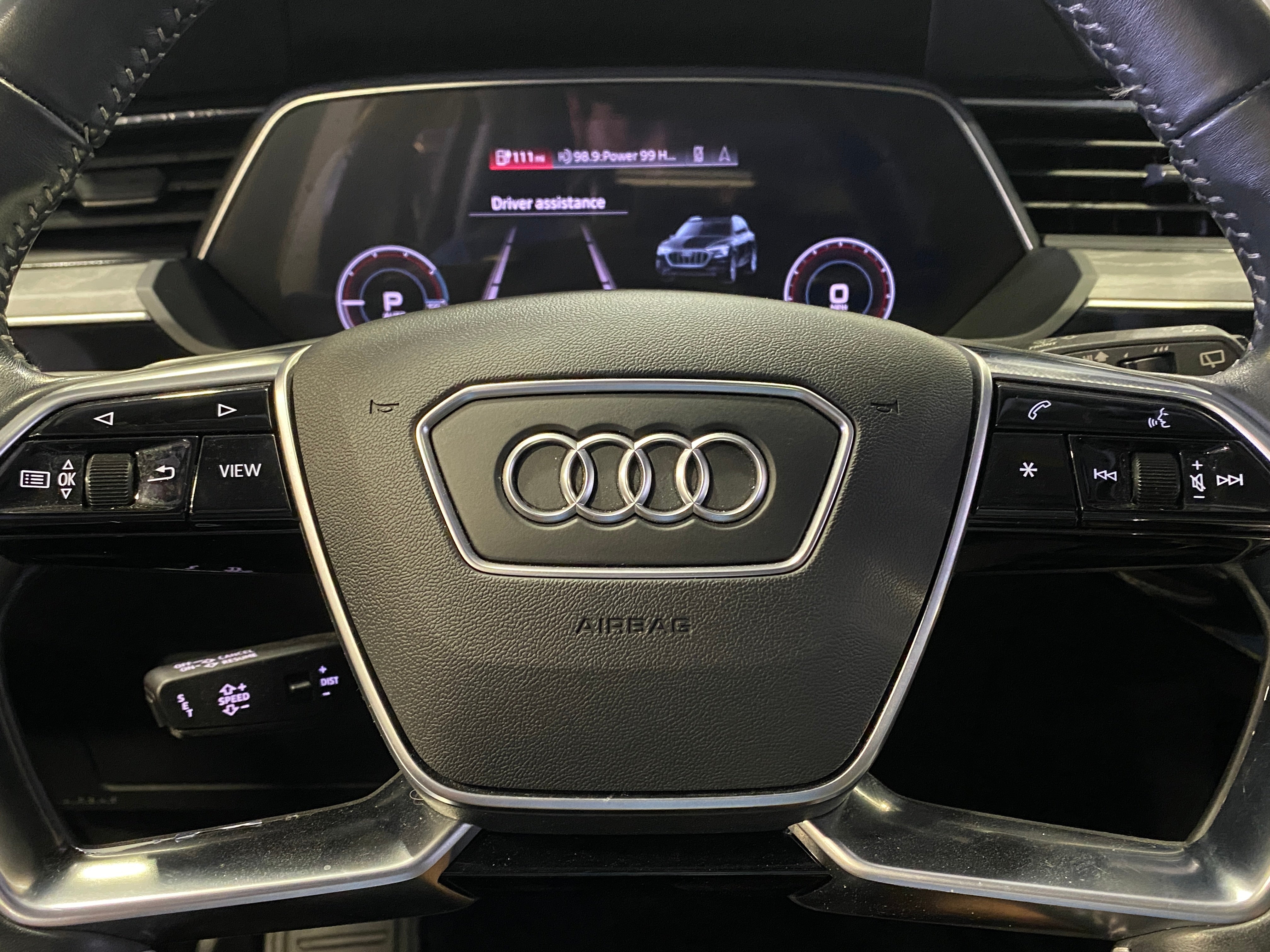 2021 Audi e-tron Premium Plus 4