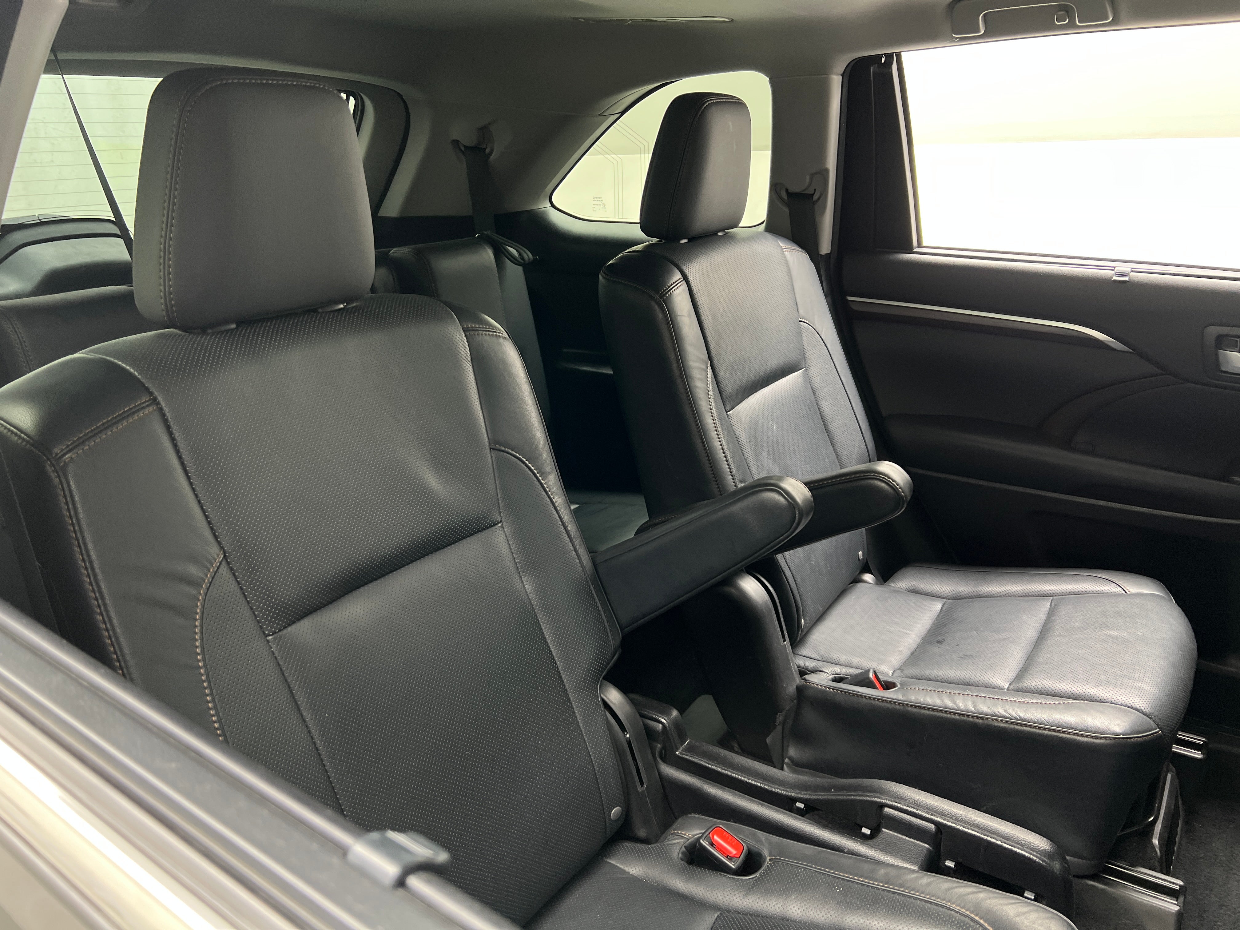 2015 Toyota Highlander Limited Platinum 5