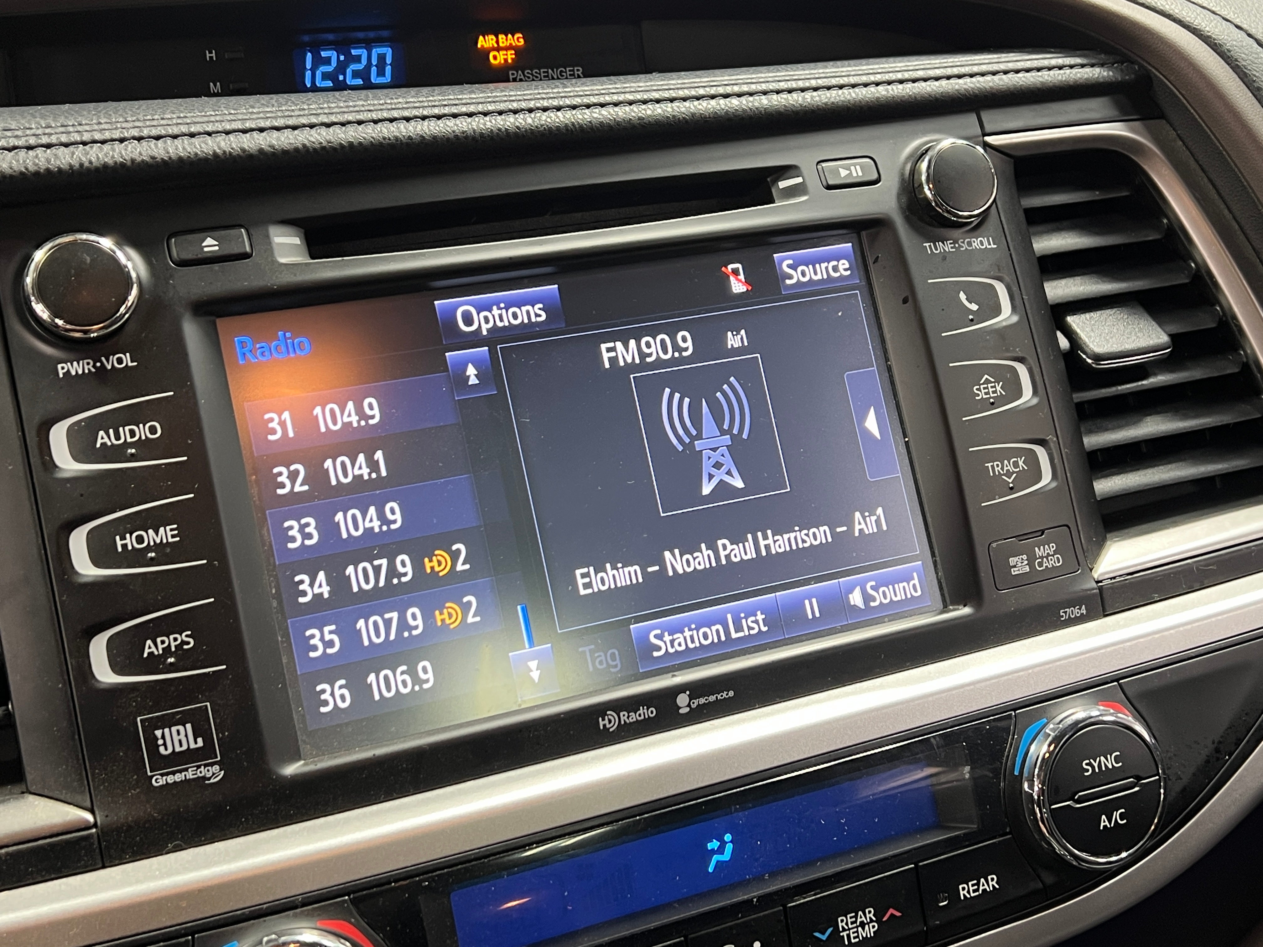 2015 Toyota Highlander Limited Platinum 3