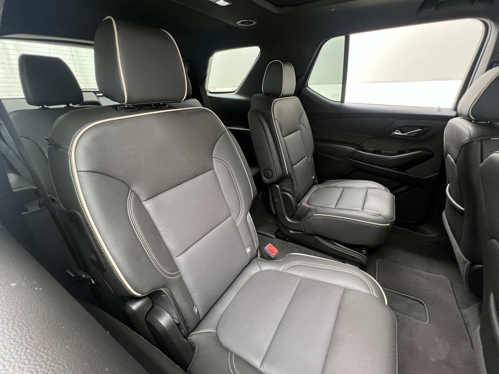 Thumbnail: 2023 Chevrolet Traverse - 6