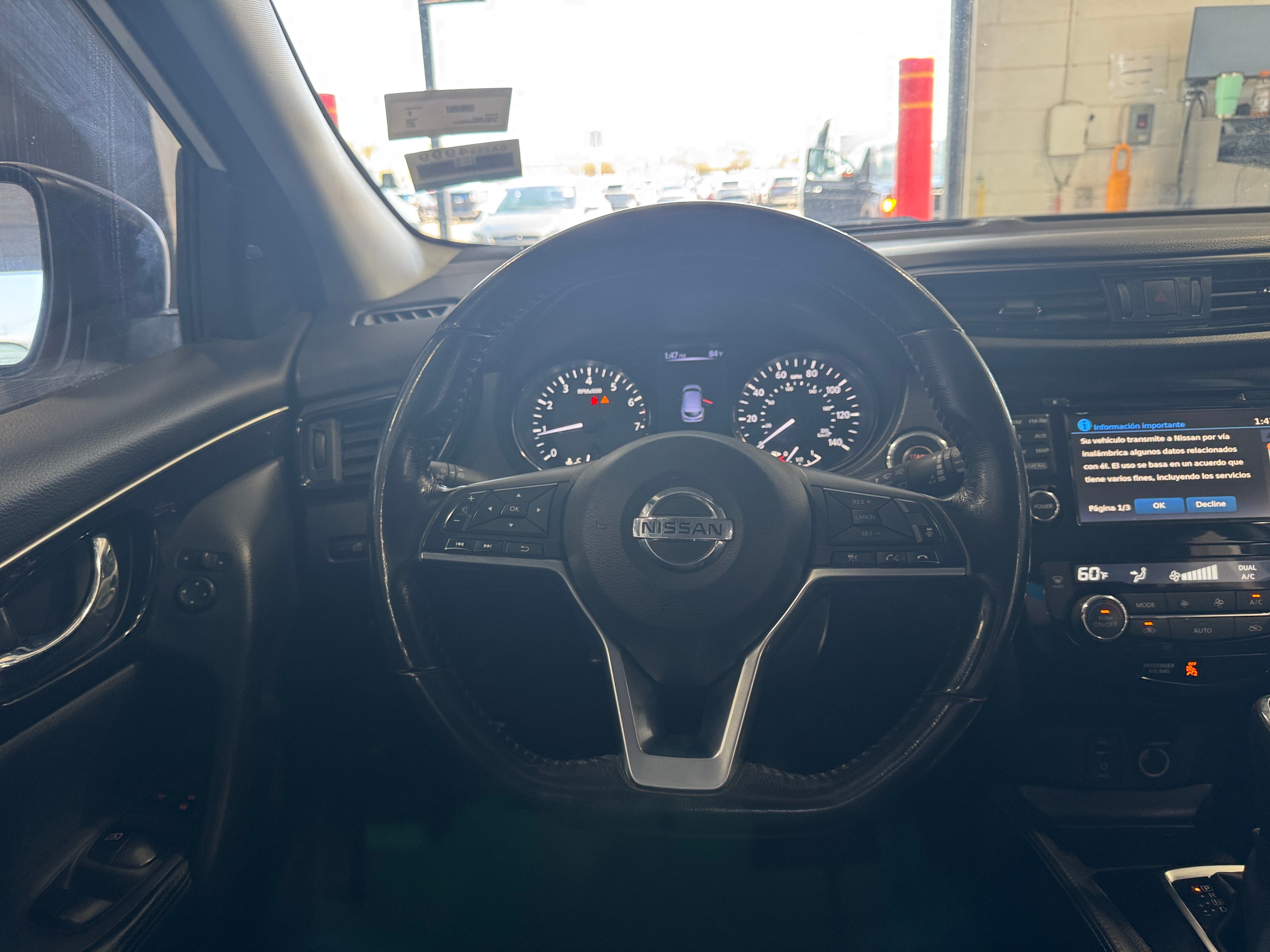 2017 Nissan Rogue Sport SL 4