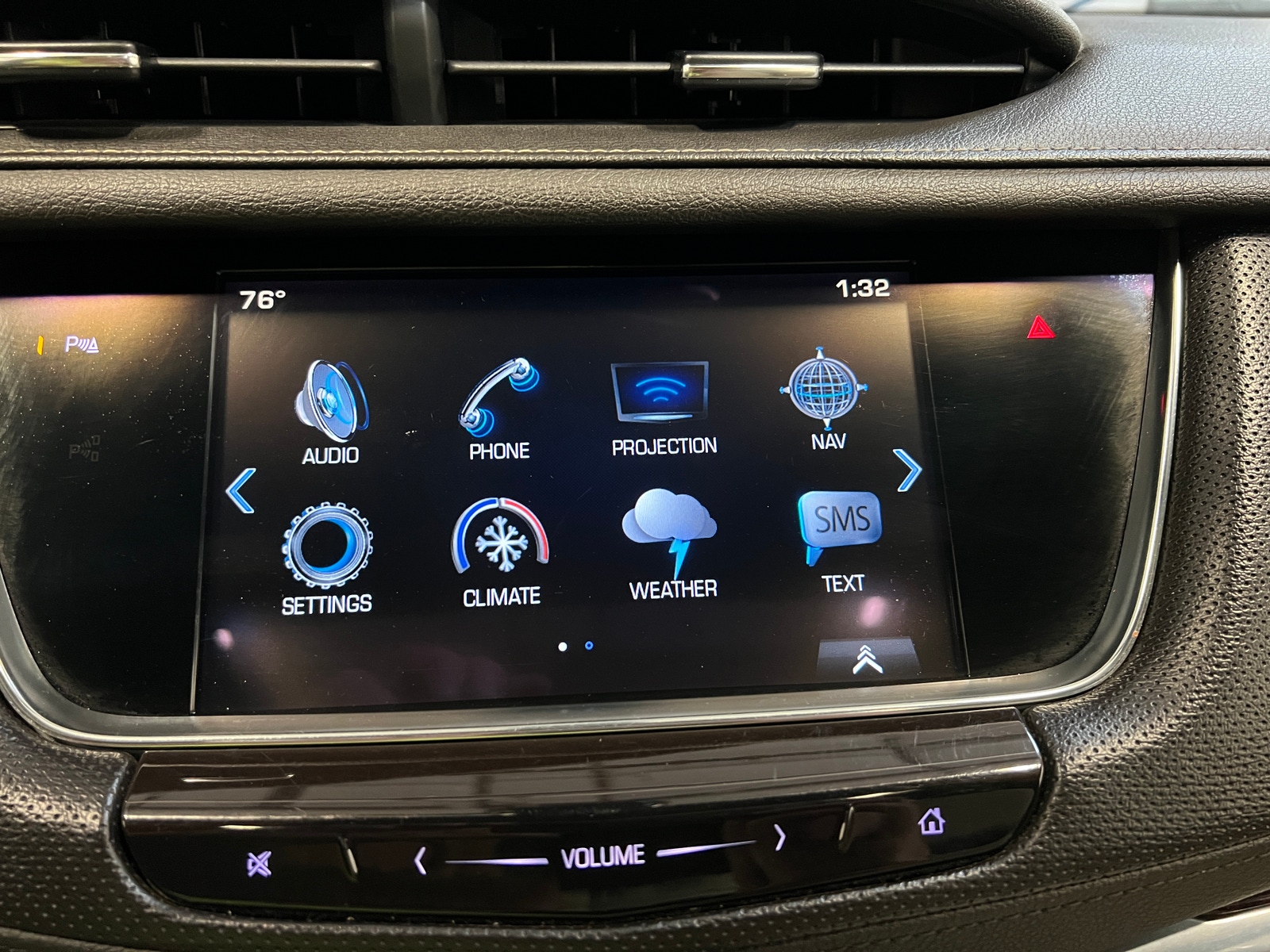 Thumbnail: 2017 Cadillac XT5 - 3