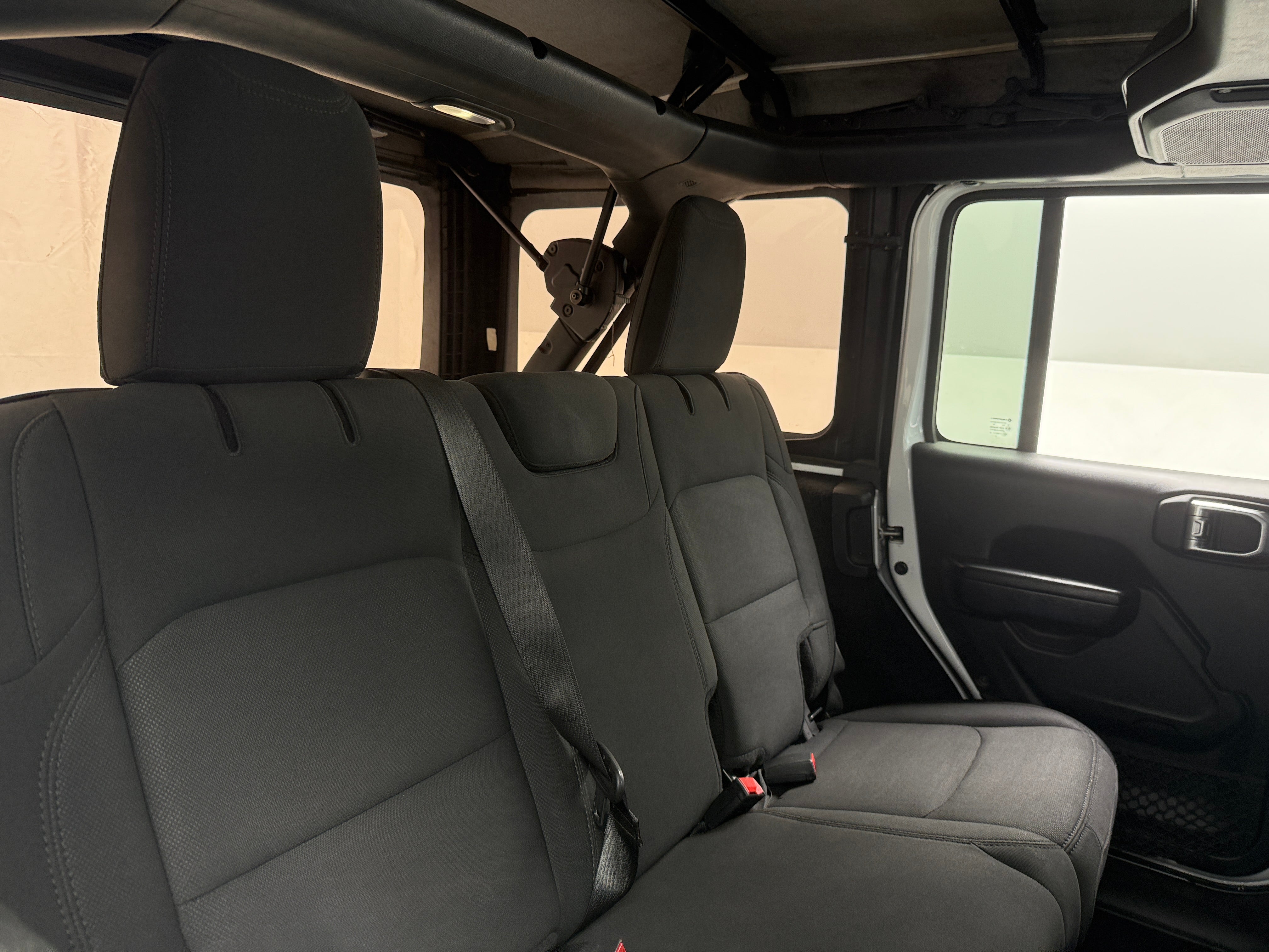 2023 Jeep Wrangler Unlimited Willys 6