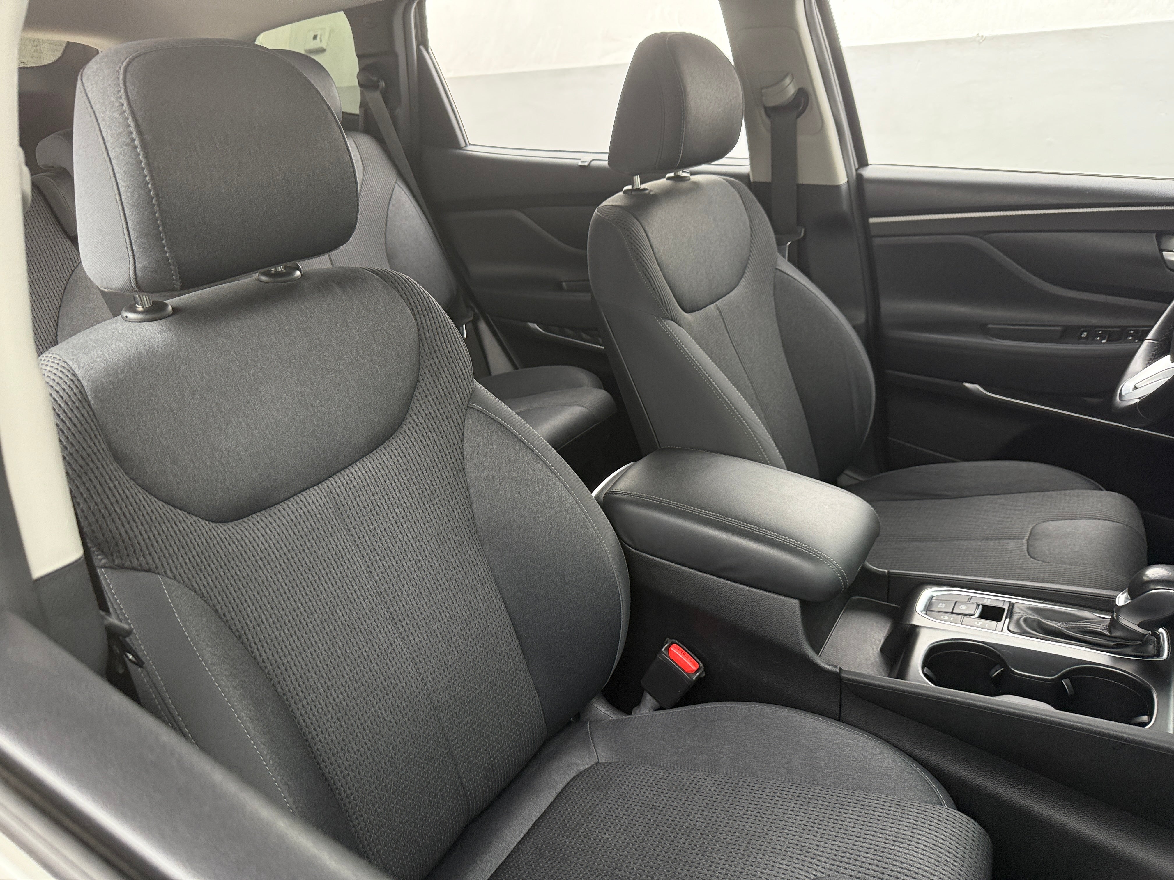 2019 Hyundai Santa Fe SEL 2