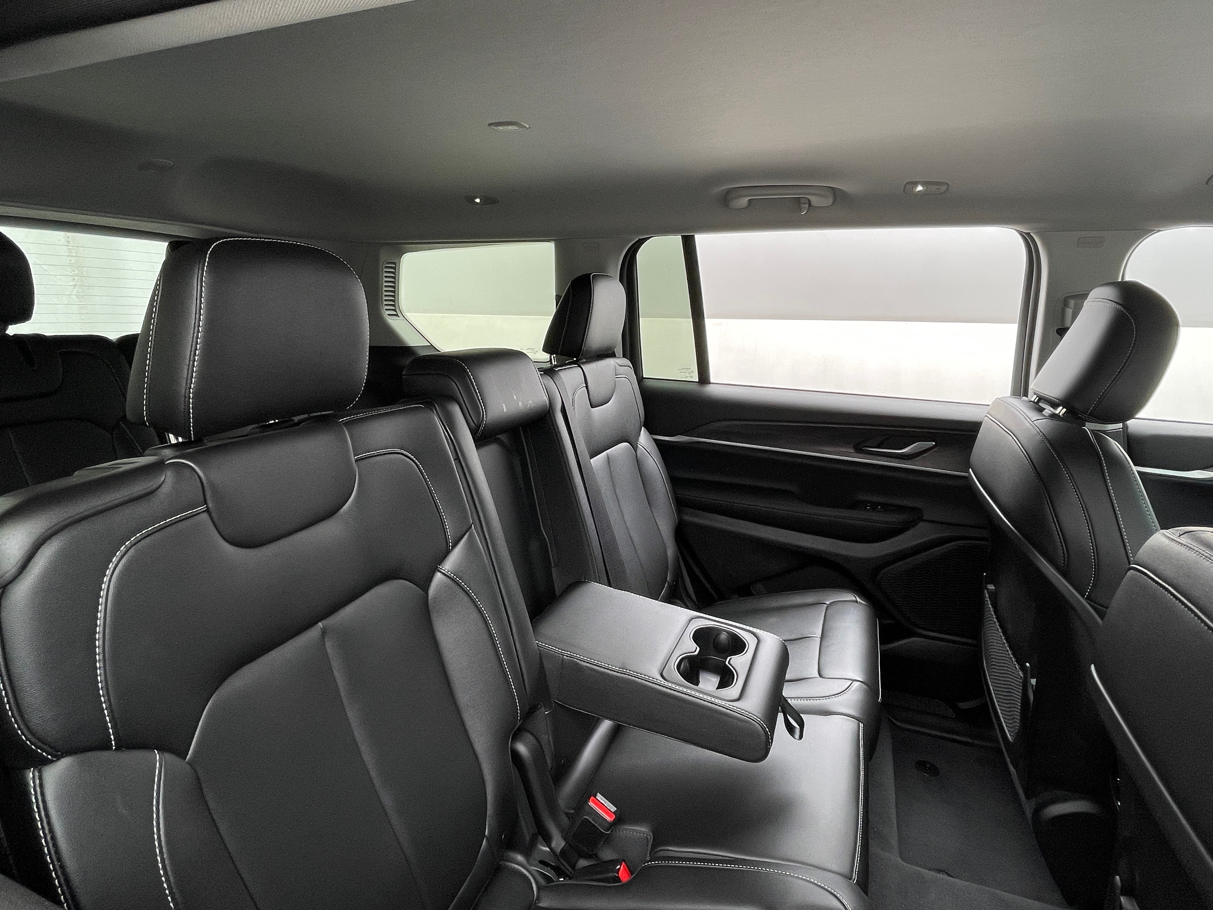 2023 Jeep Grand Cherokee L Limited Edition 5