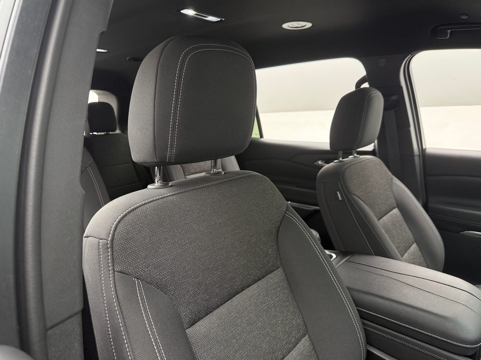 Thumbnail: 2024 Chevrolet Traverse - 2