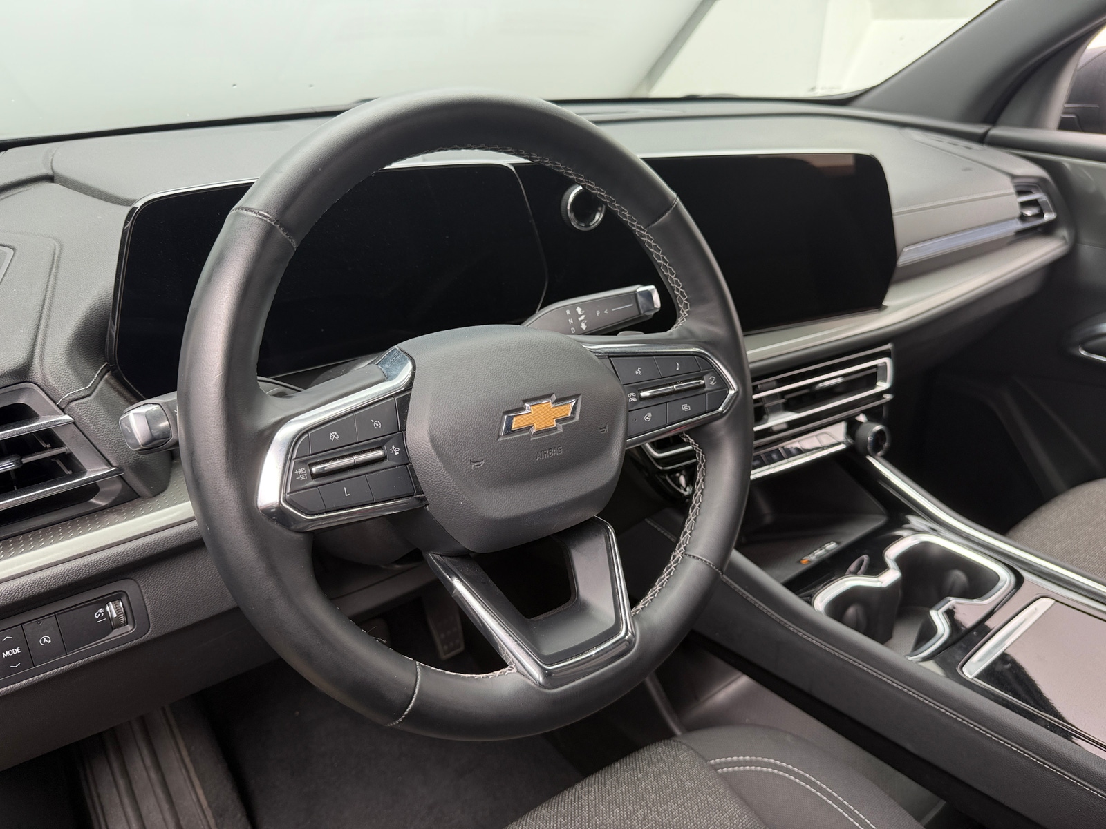 Thumbnail: 2024 Chevrolet Traverse - 5