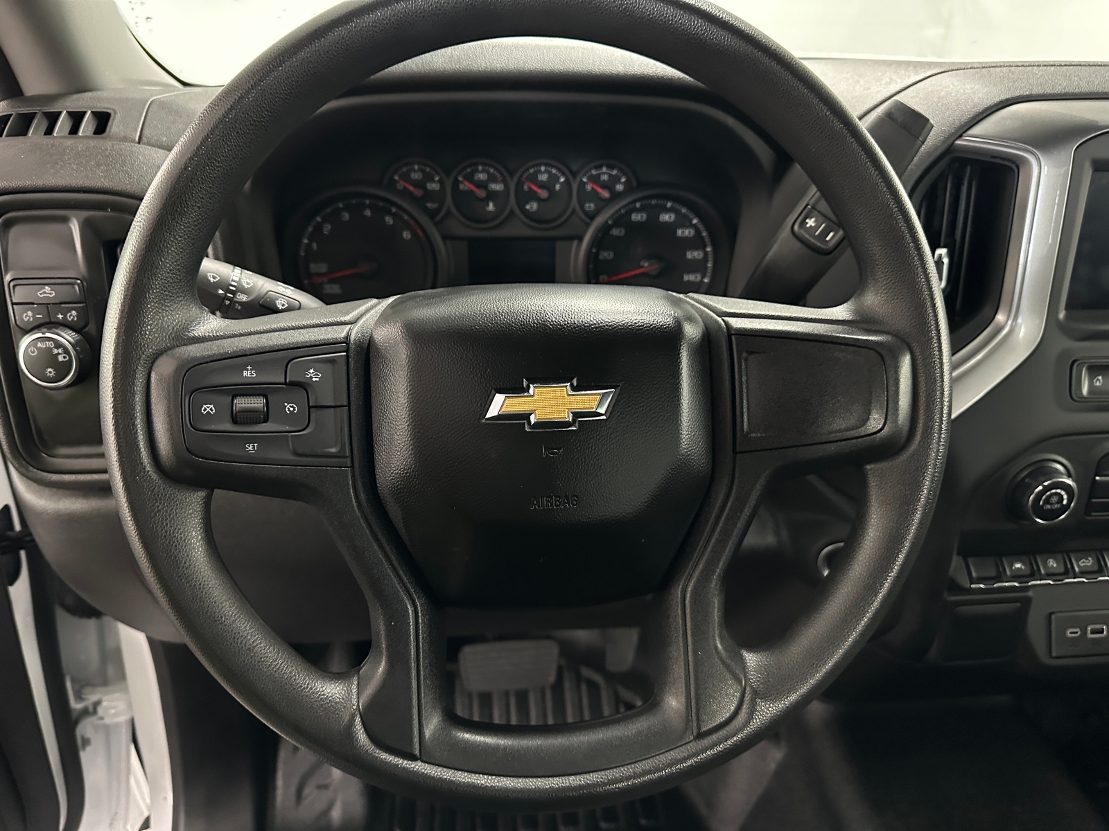 Thumbnail: 2024 Chevrolet Silverado 1500 - 4