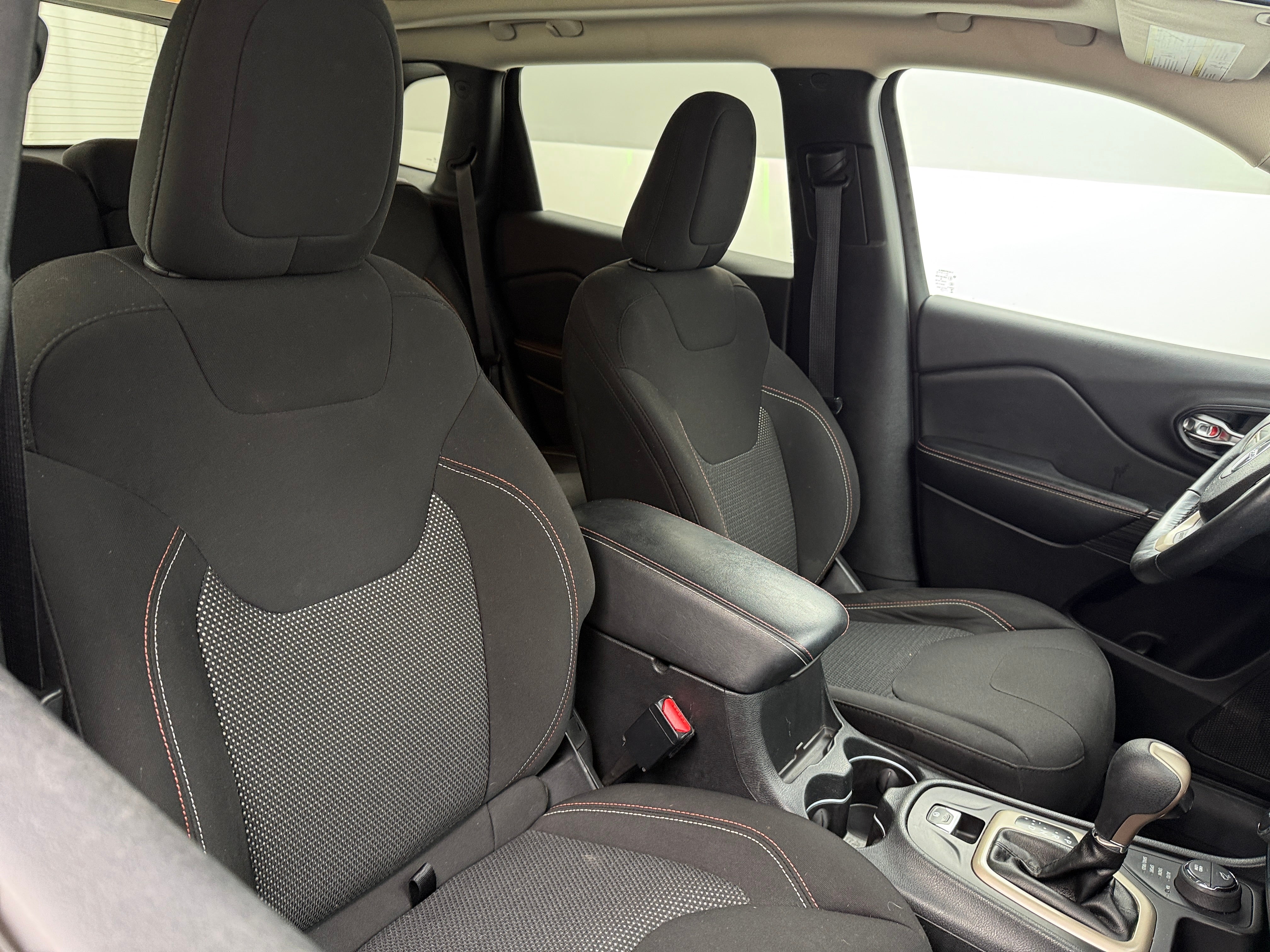 Thumbnail: 2016 Jeep Cherokee - 2