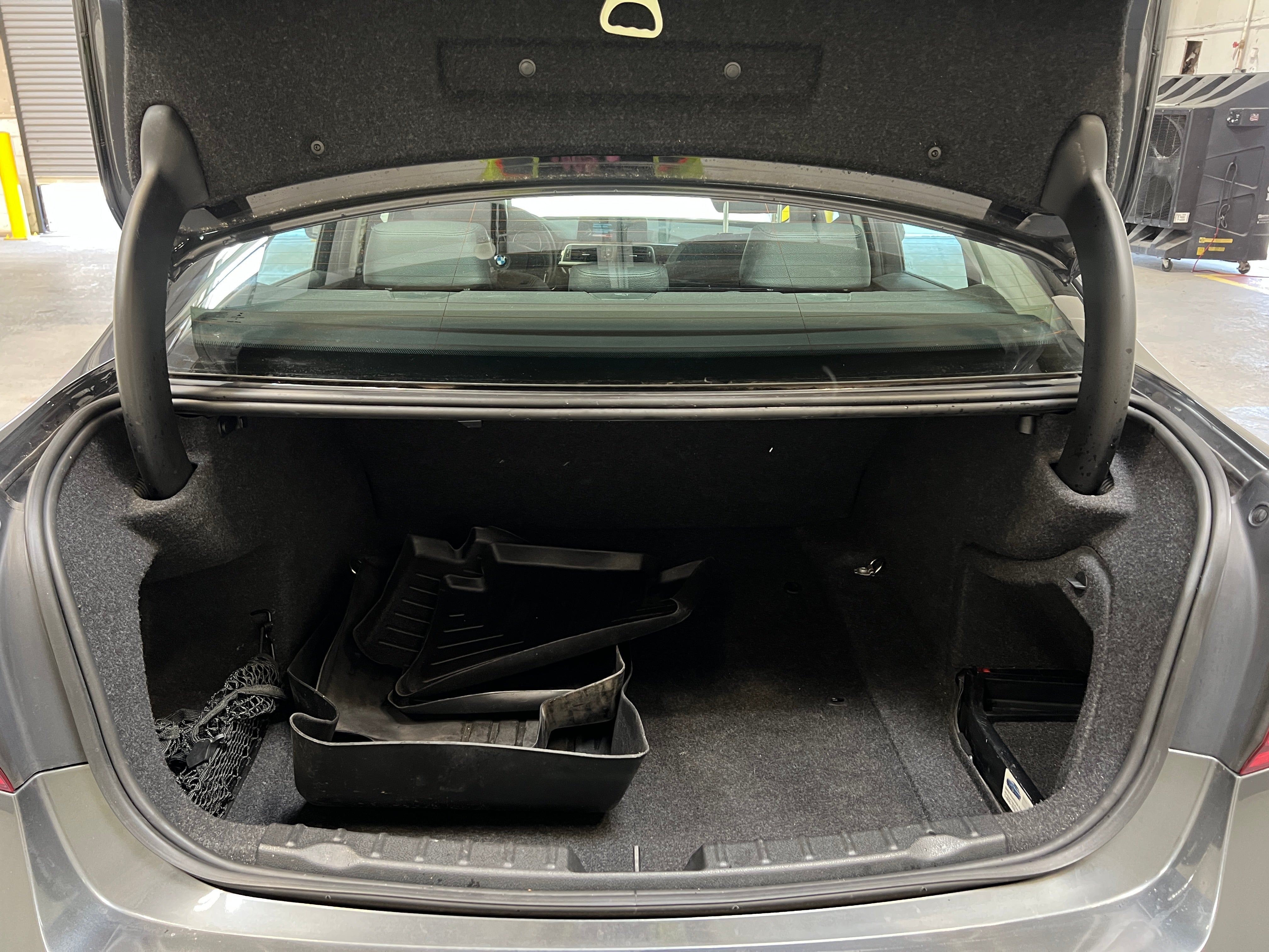 2016 BMW 3 Series 320i xDrive 6