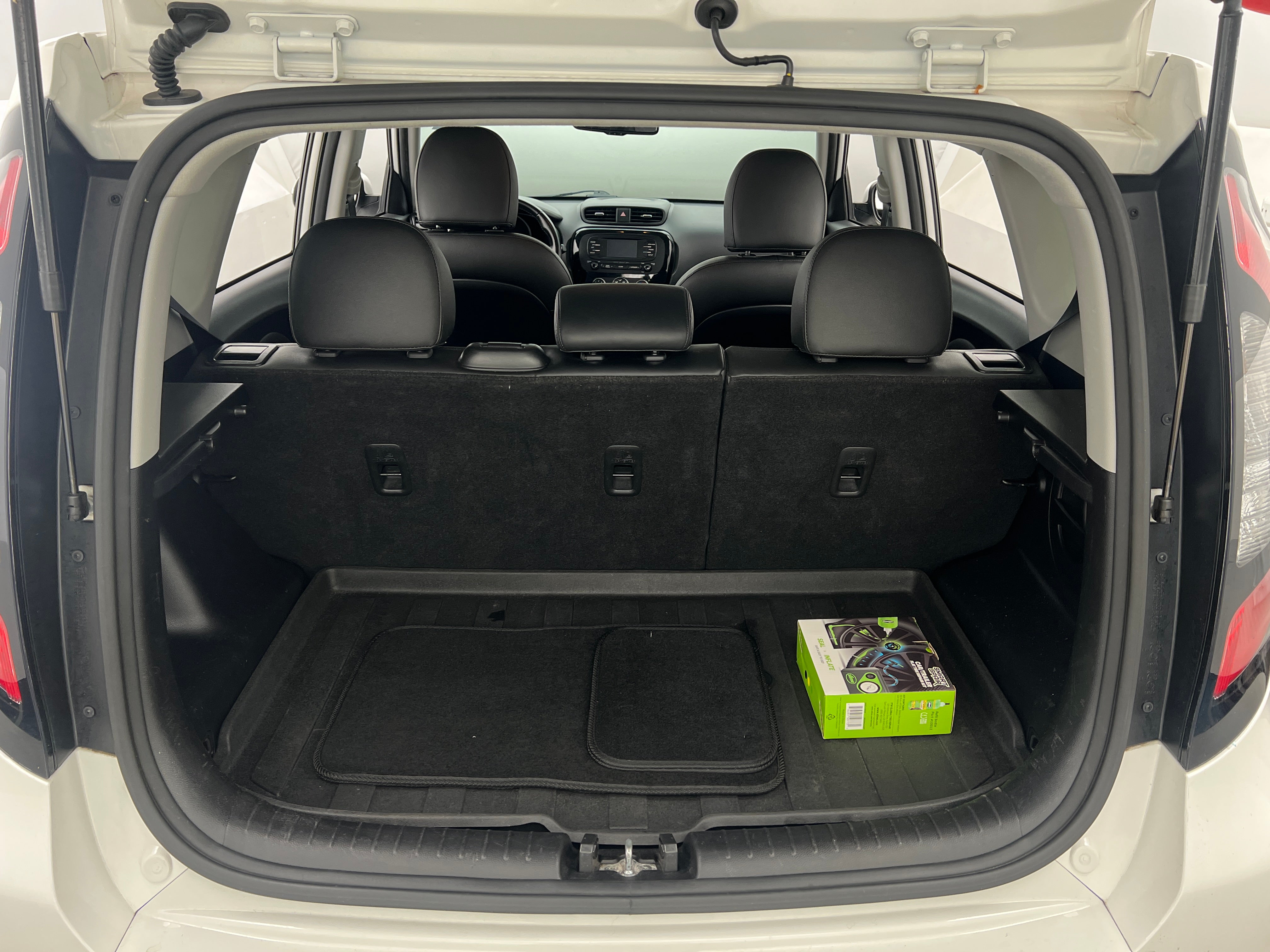 Thumbnail: 2016 Kia Soul - 6