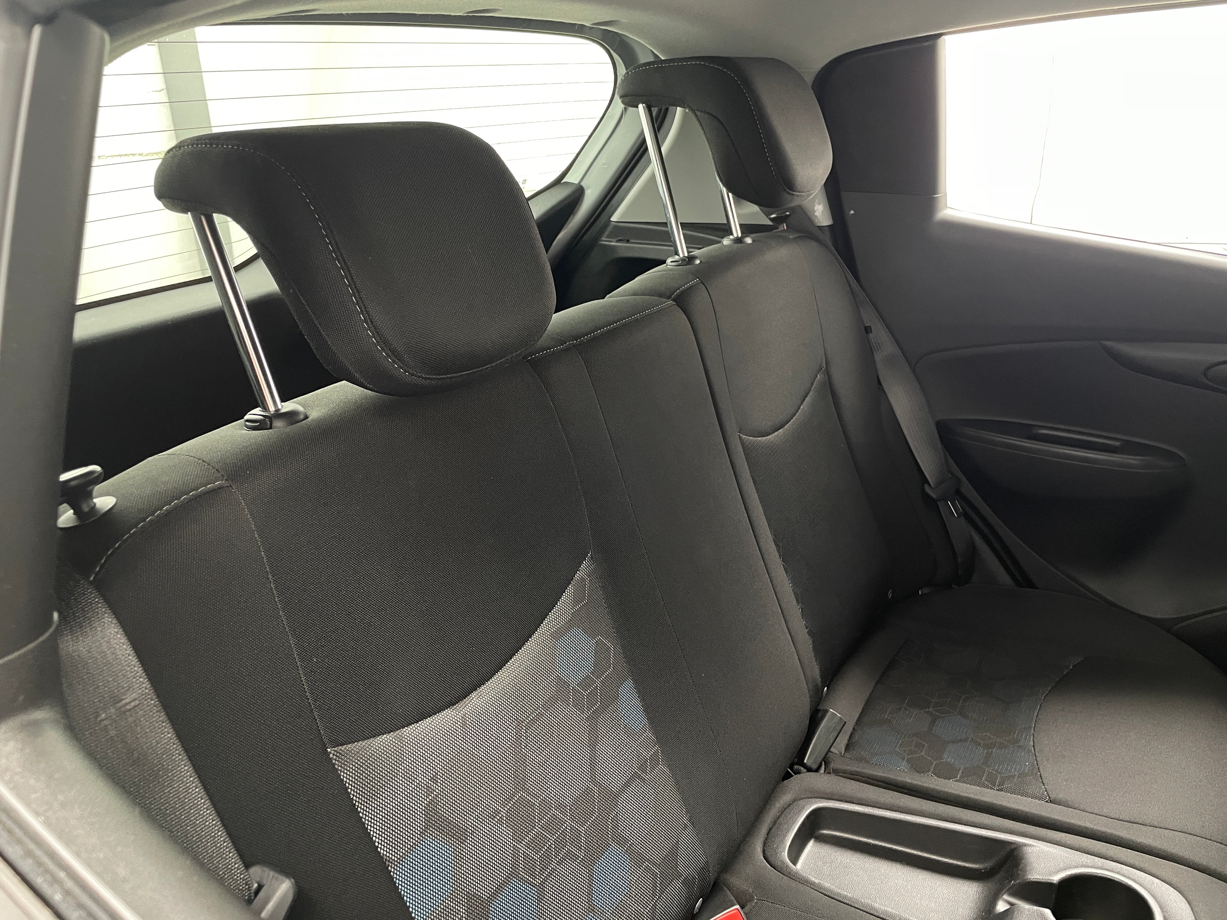 Thumbnail: 2017 Chevrolet Spark - 6