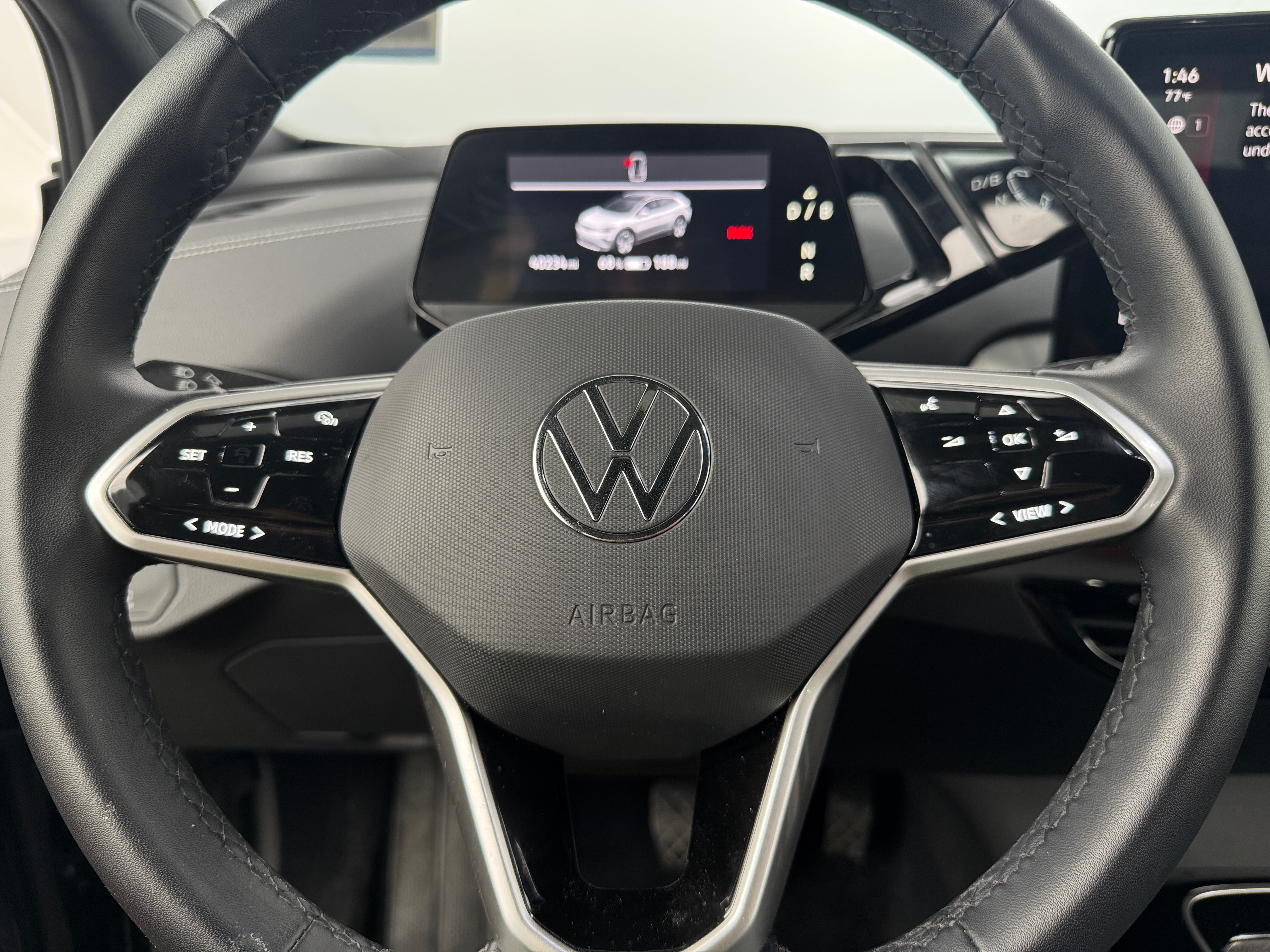 2023 Volkswagen ID.4 Pro S 4