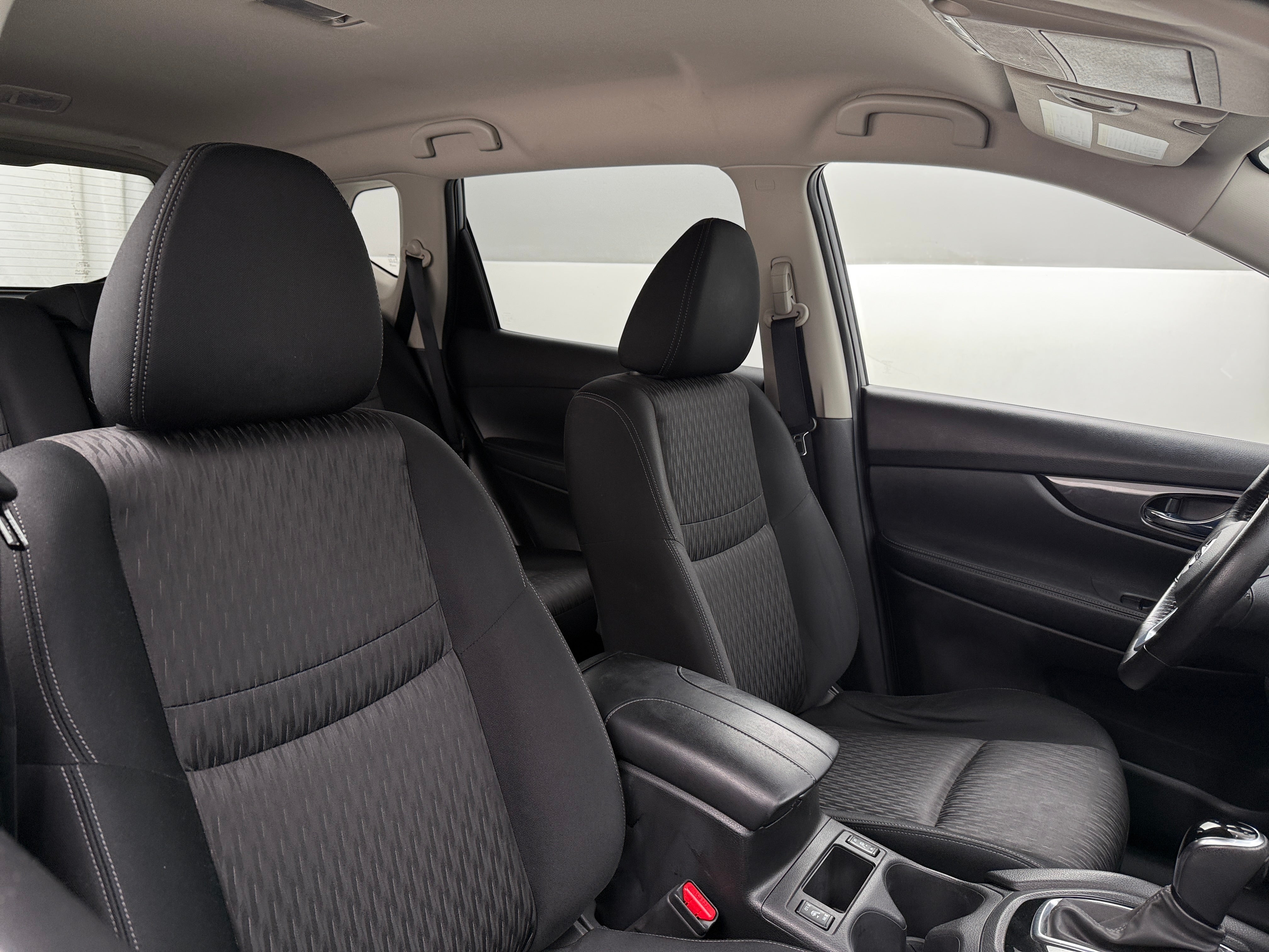 Thumbnail: 2018 Nissan Rogue - 2