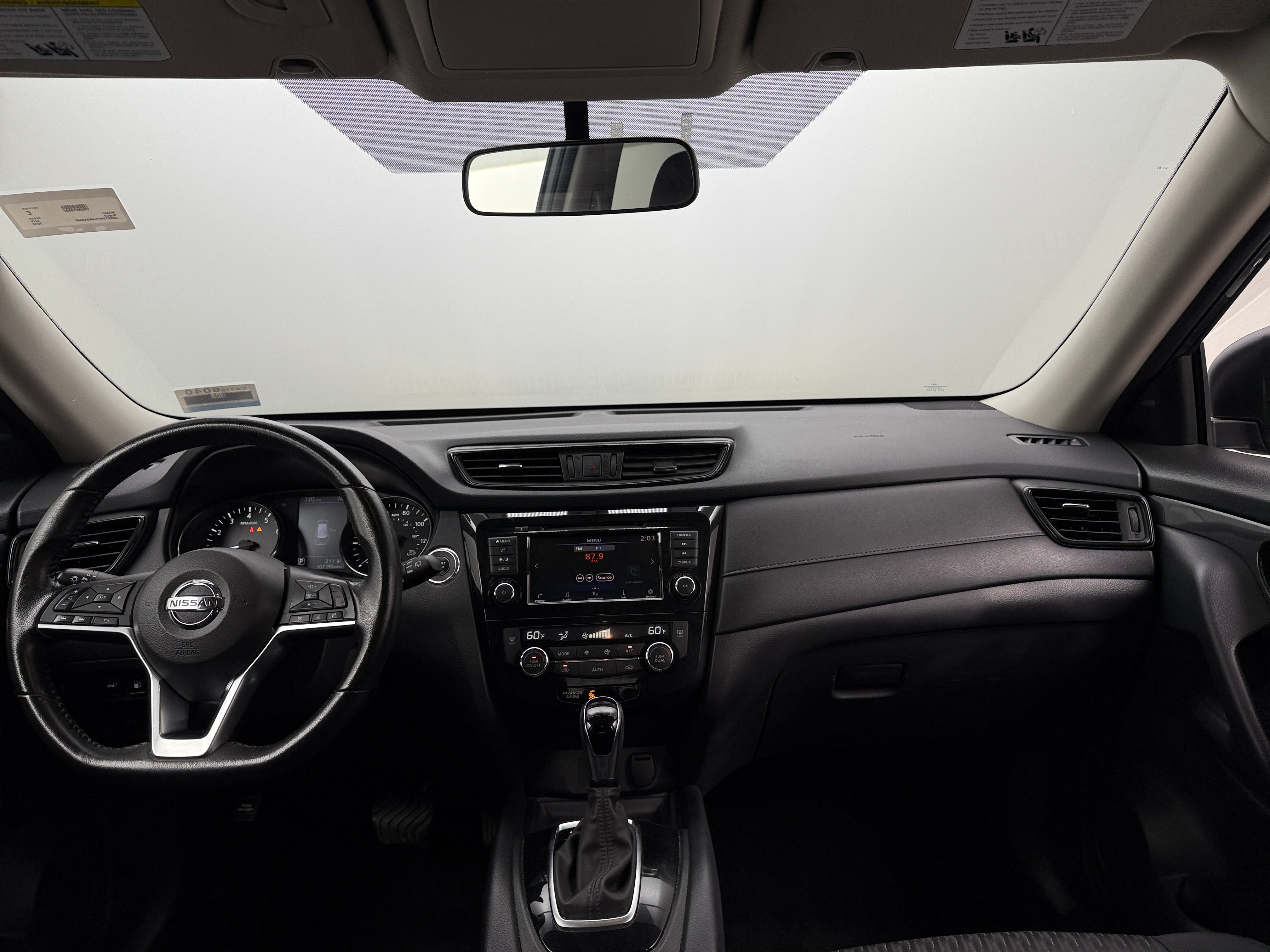 Thumbnail: 2018 Nissan Rogue - 3