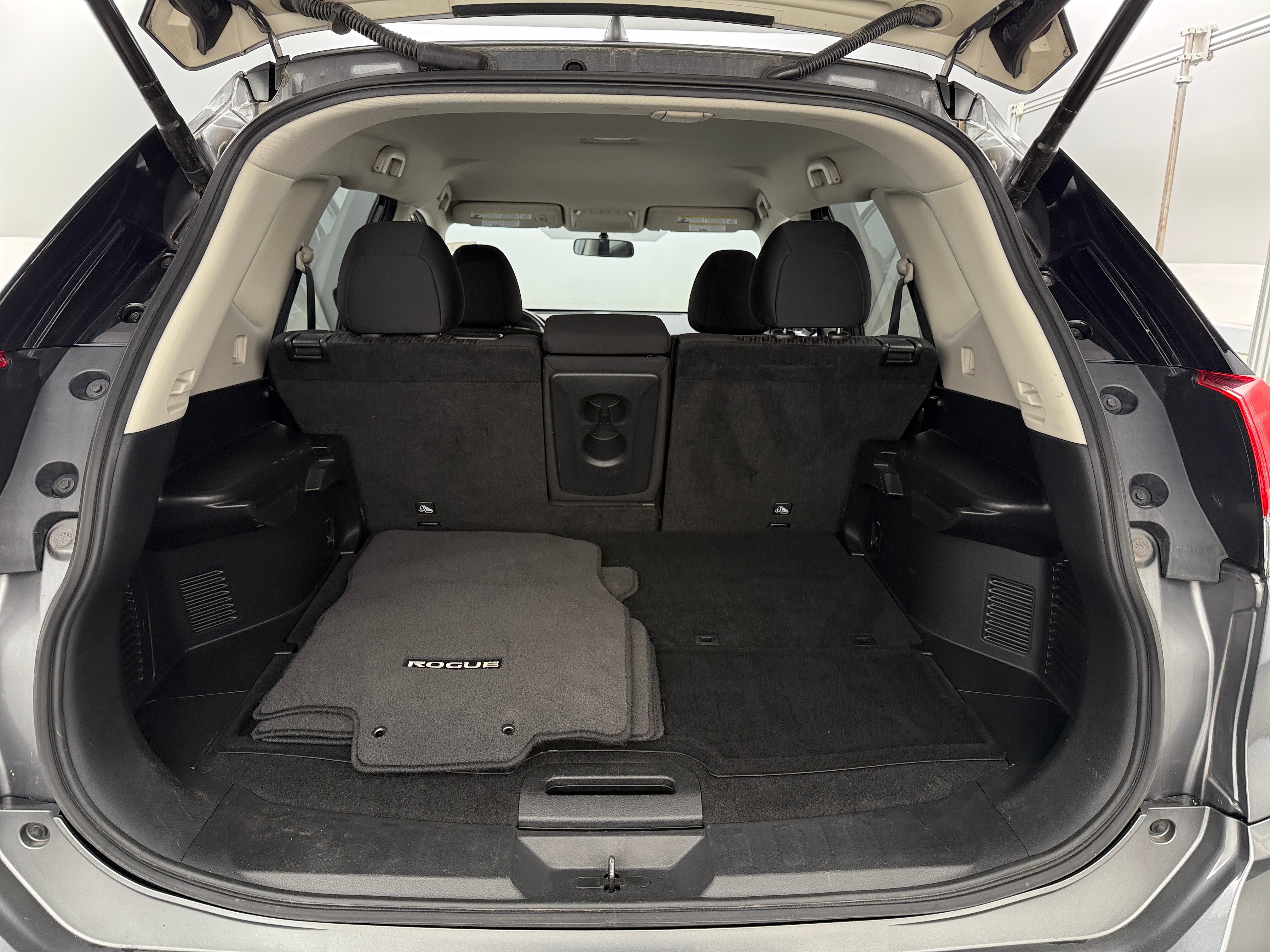 Thumbnail: 2018 Nissan Rogue - 7