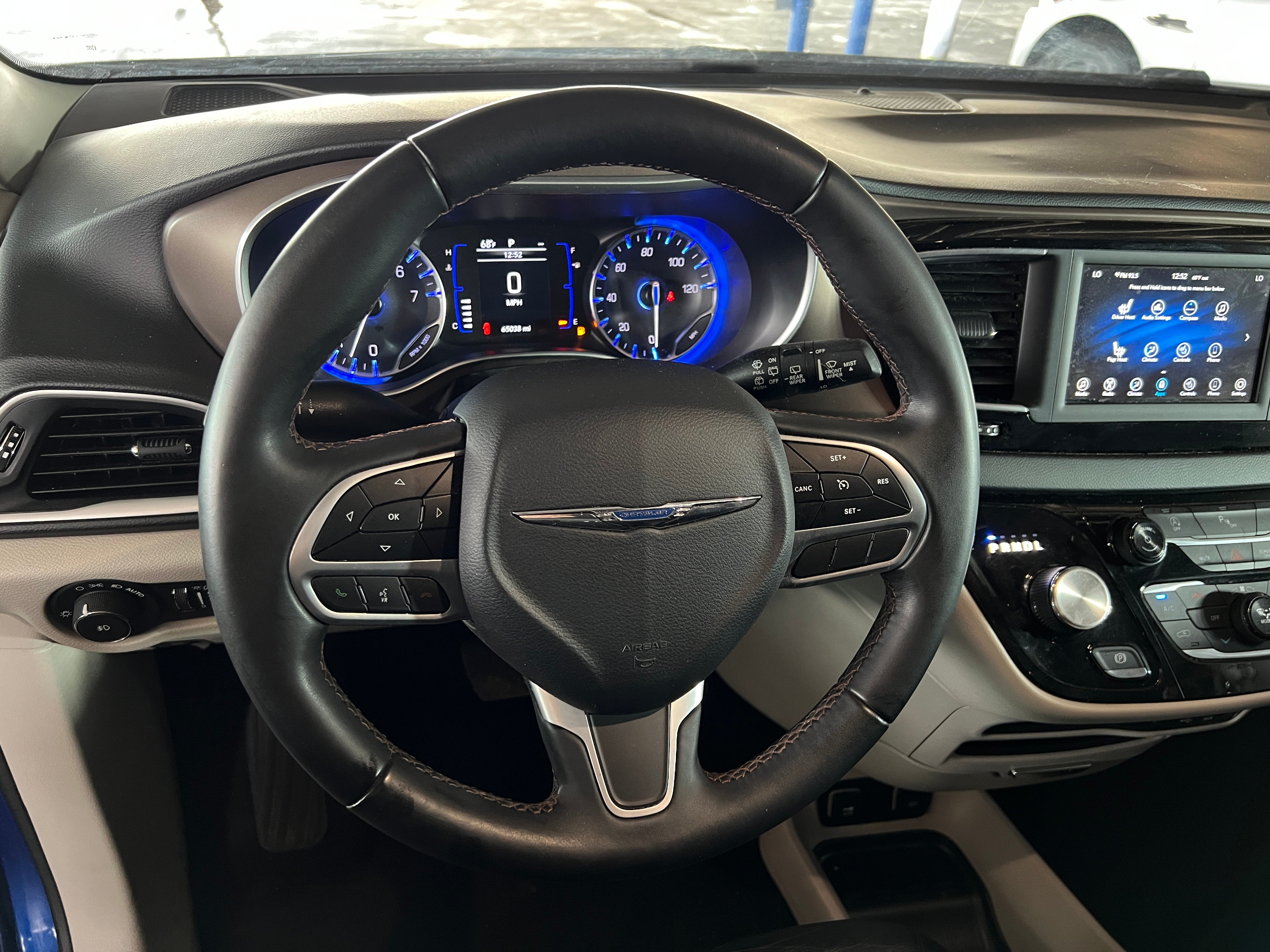 2018 Chrysler Pacifica Touring L 4