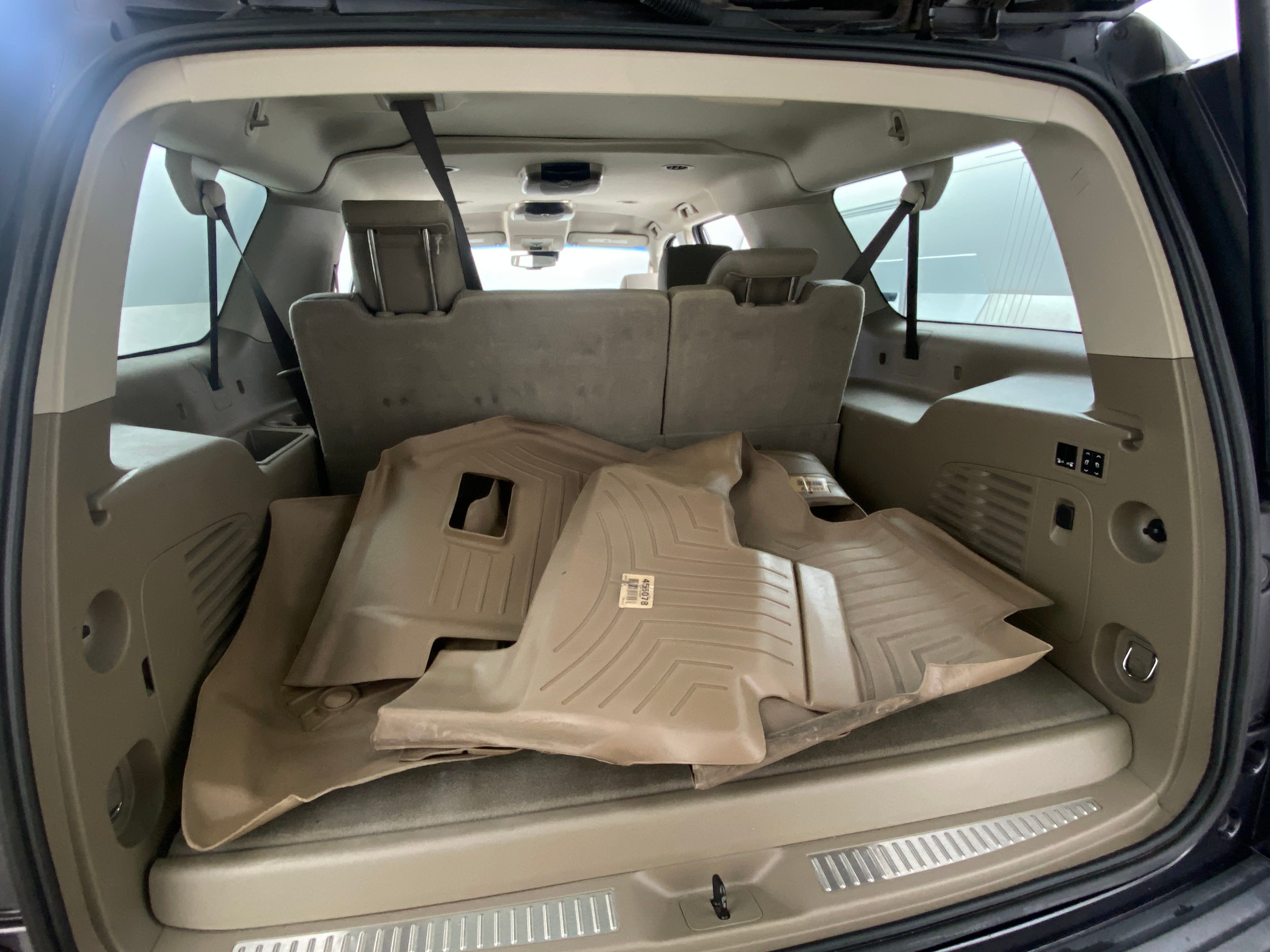 2017 Chevrolet Suburban Premier 6