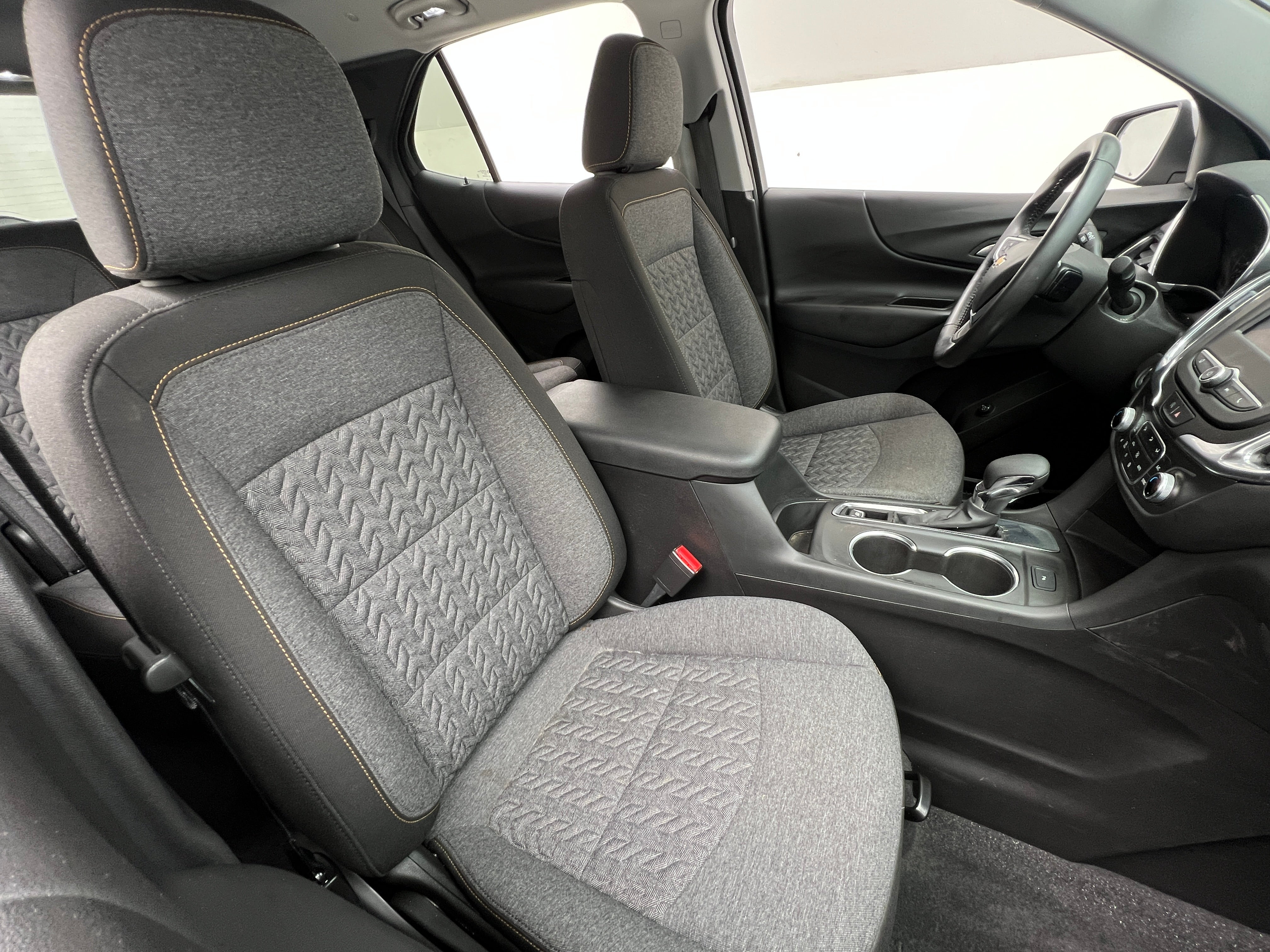 2022 Chevrolet Equinox LT 2