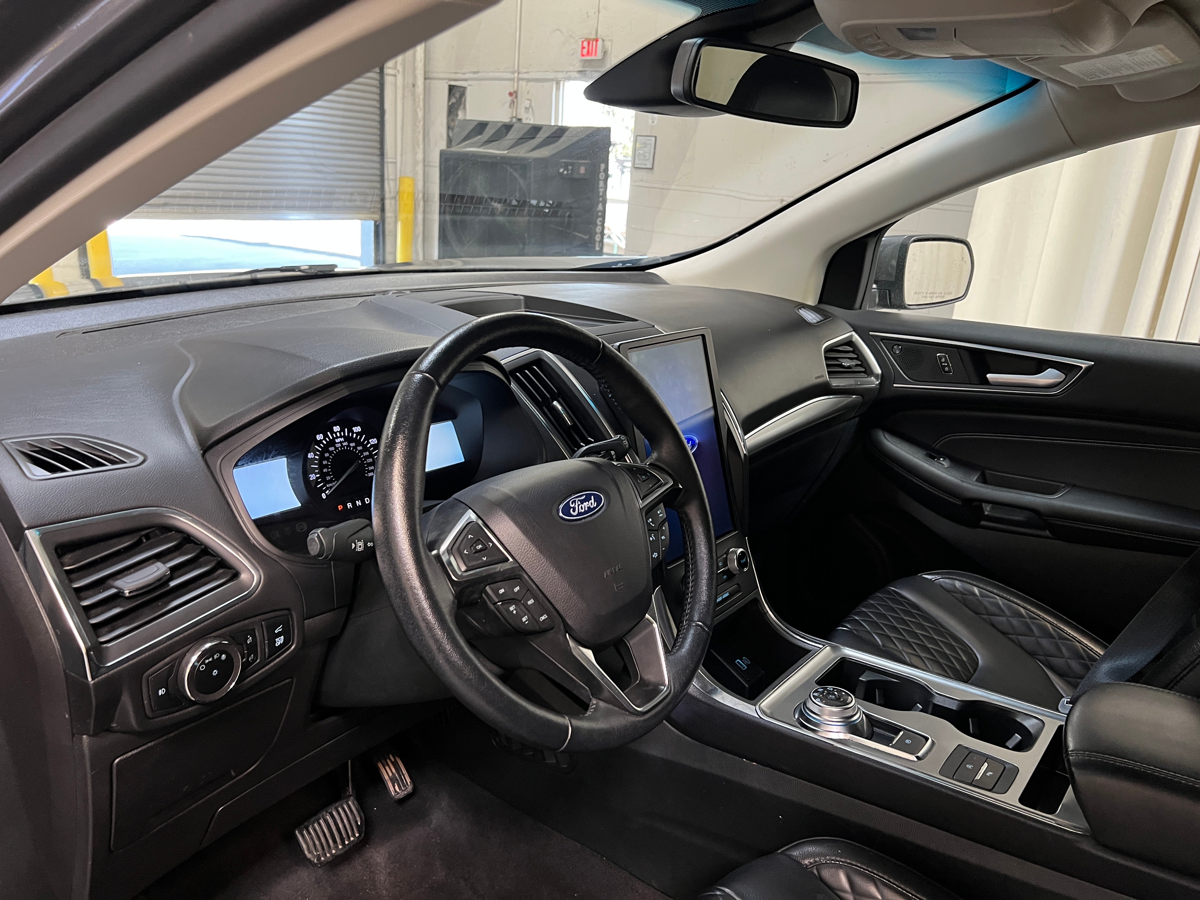 2024 Ford Edge Titanium 2