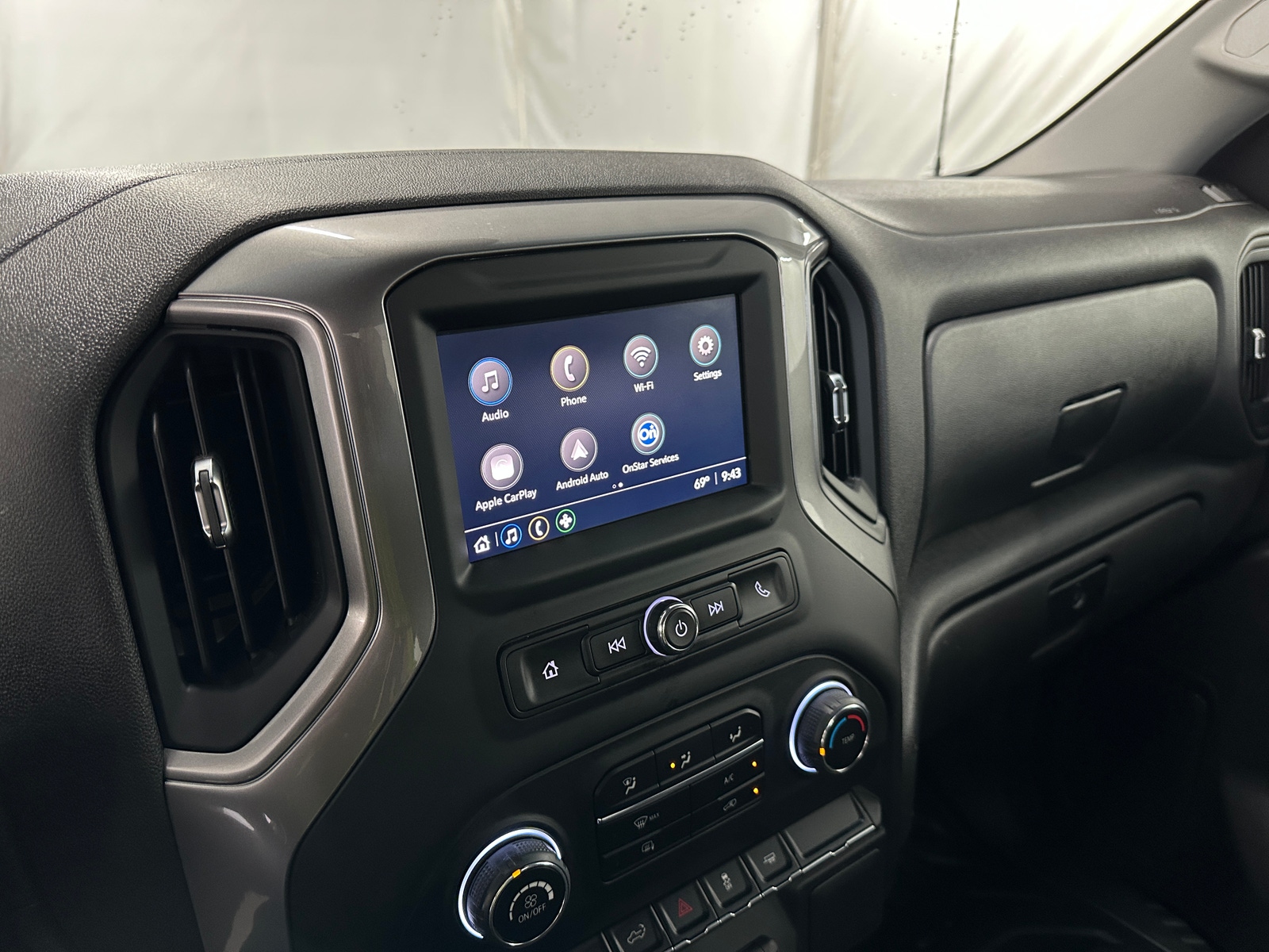 Thumbnail: 2024 Chevrolet Silverado 1500 - 4