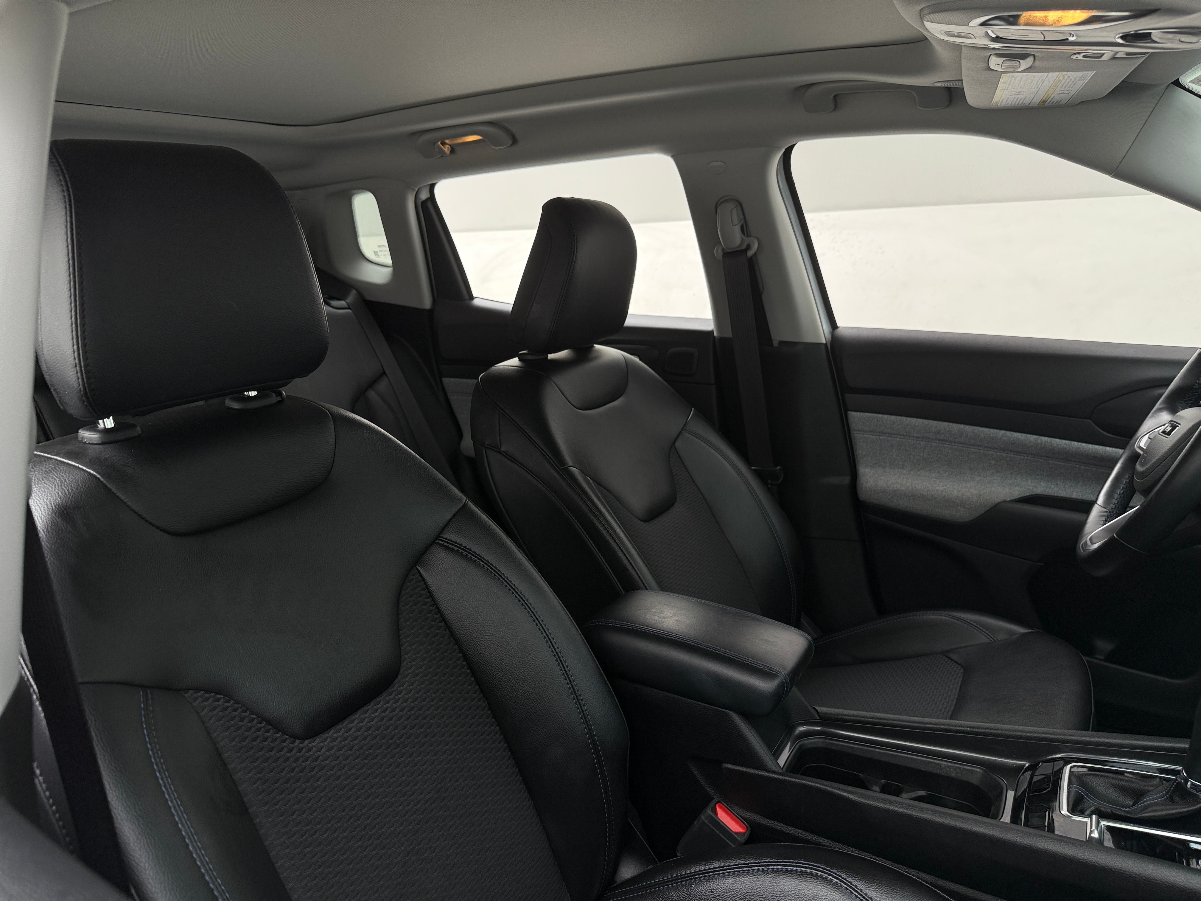 2022 Jeep Compass Latitude 2