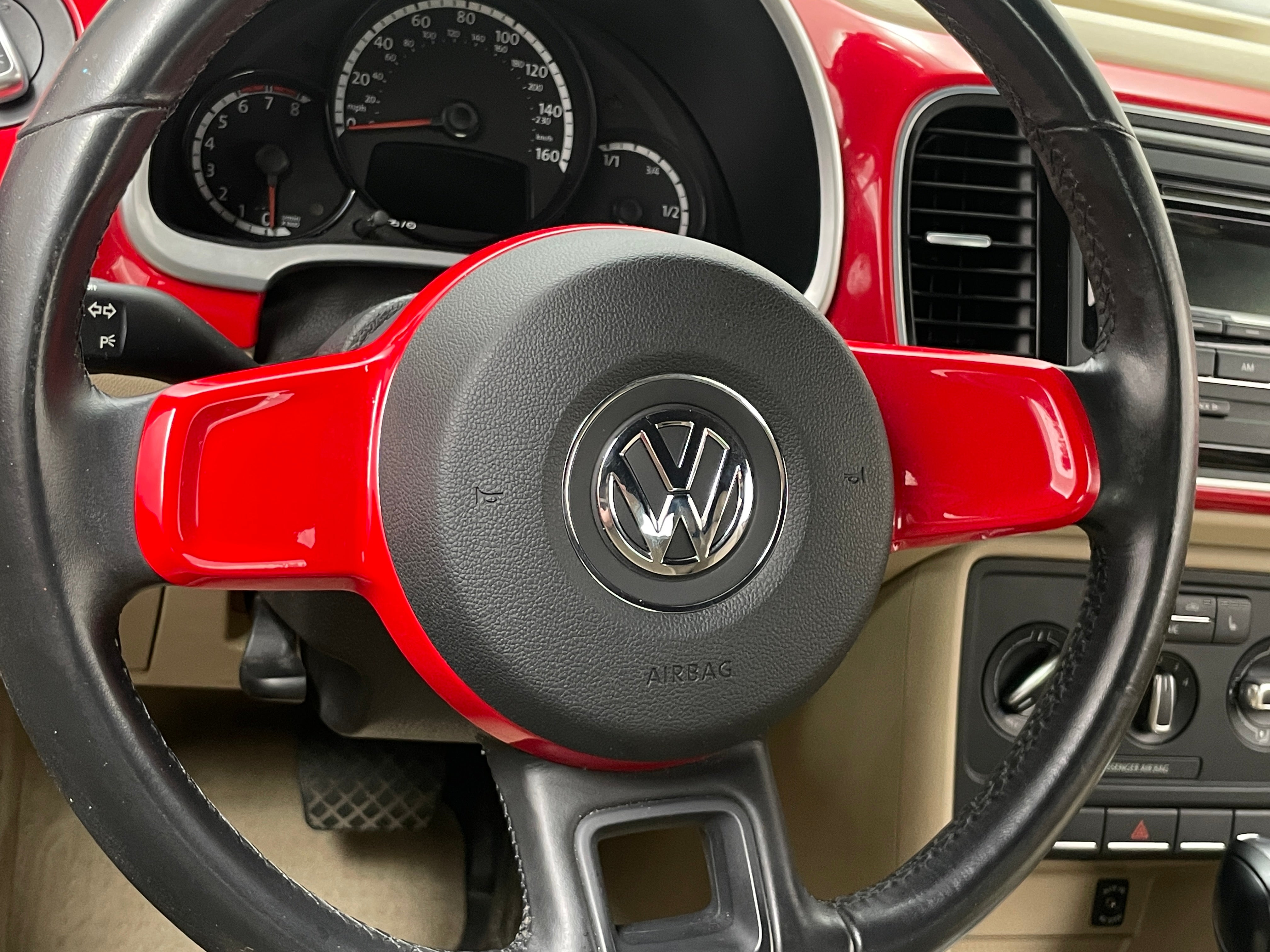 2013 Volkswagen Beetle  4