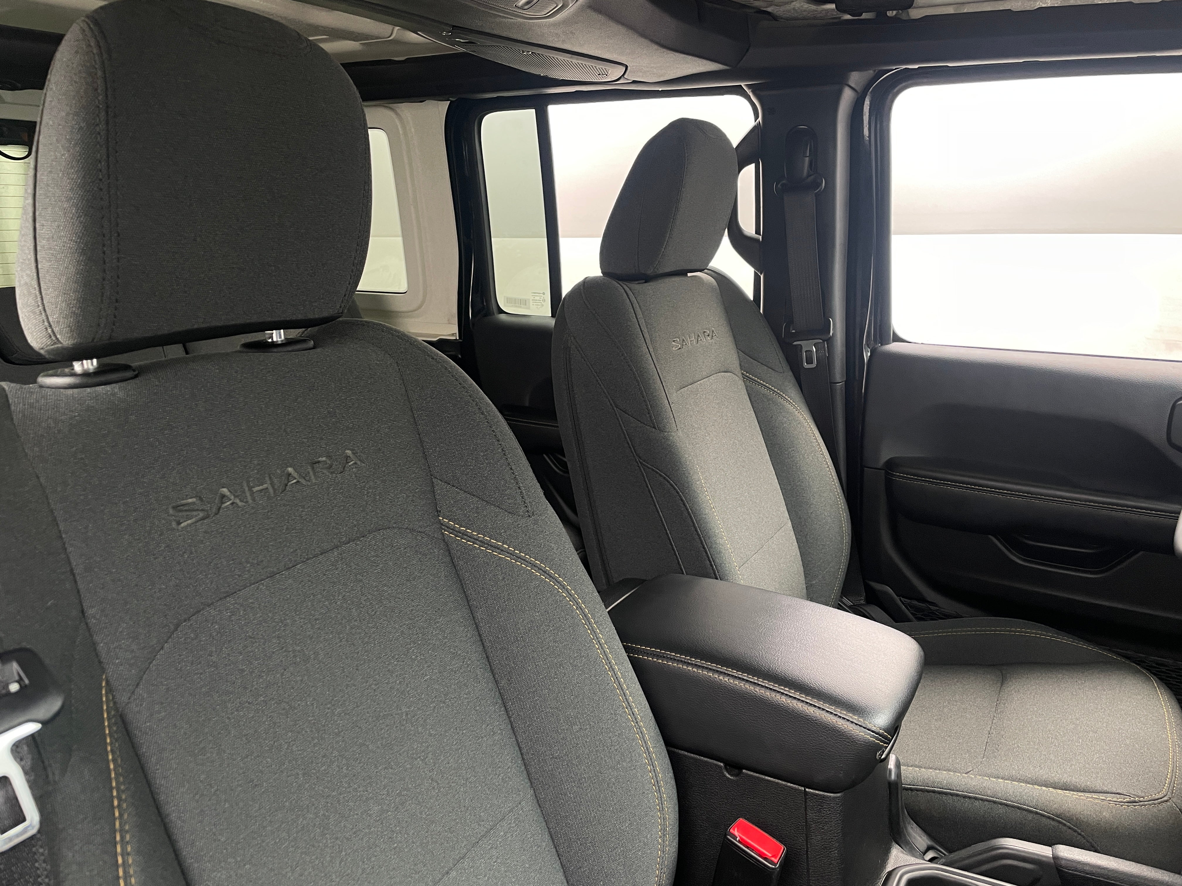2024 Jeep Wrangler Sahara 2