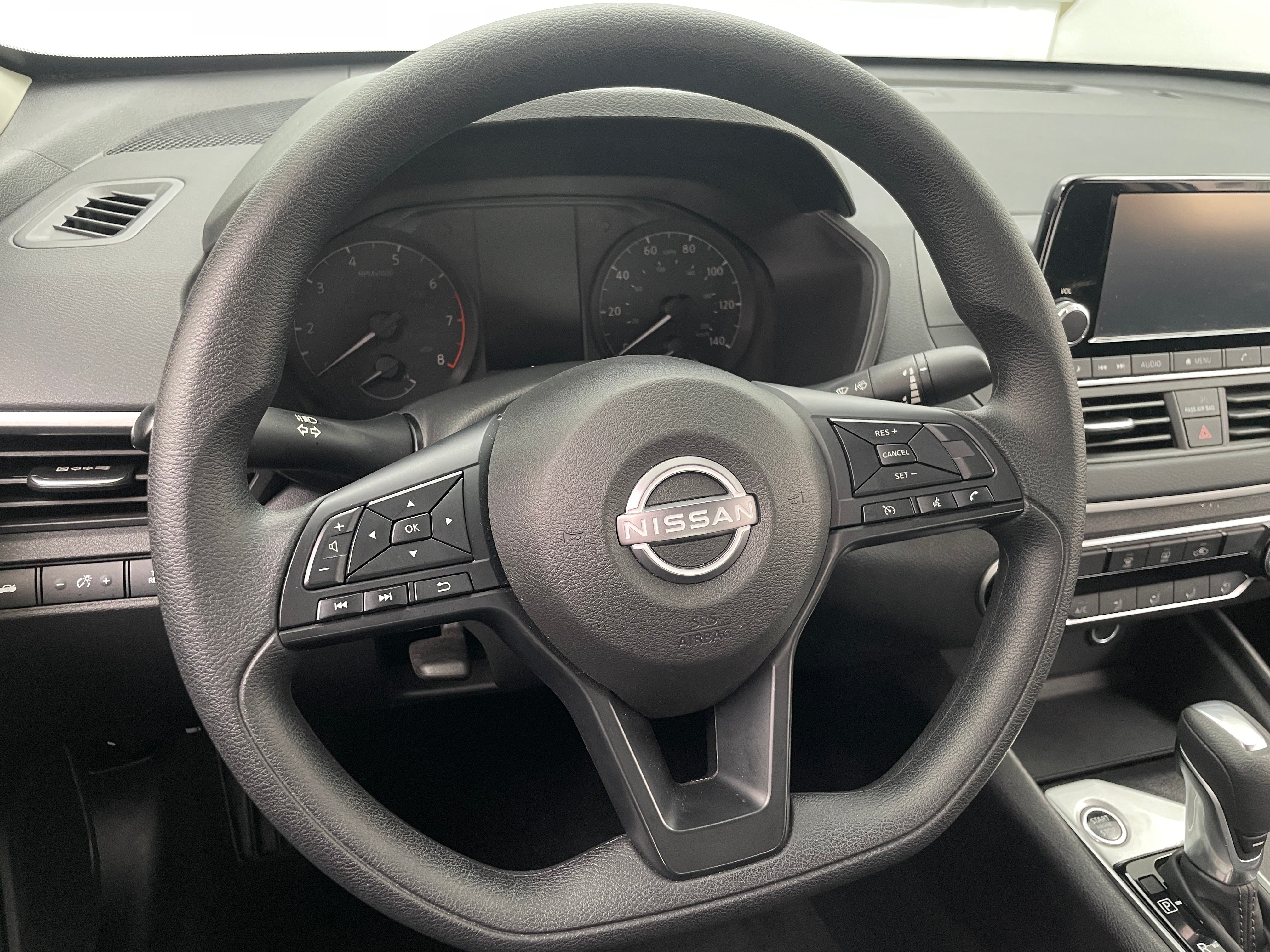 Thumbnail: 2024 Nissan Altima - 5
