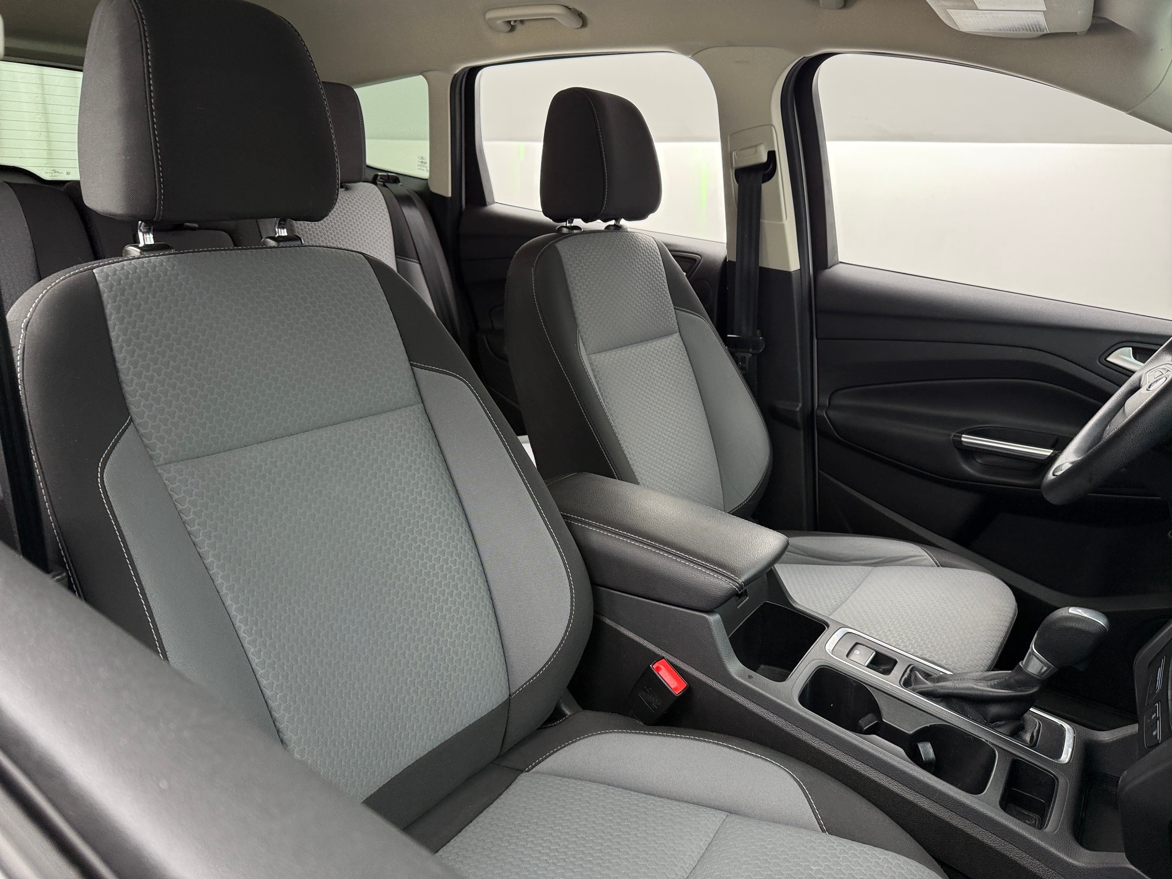 2017 Ford Escape SE 2