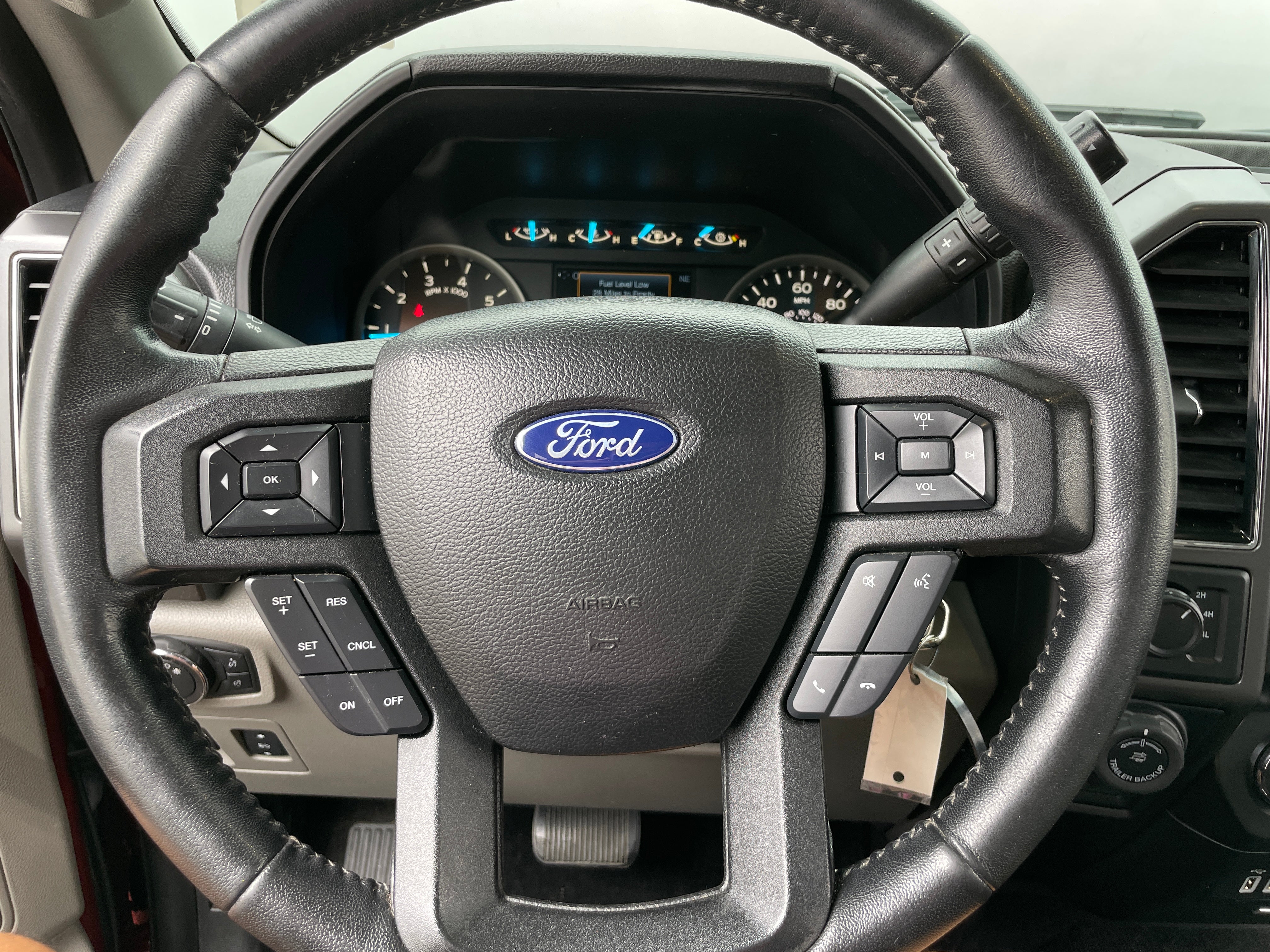 Thumbnail: 2018 Ford Econoline - 5