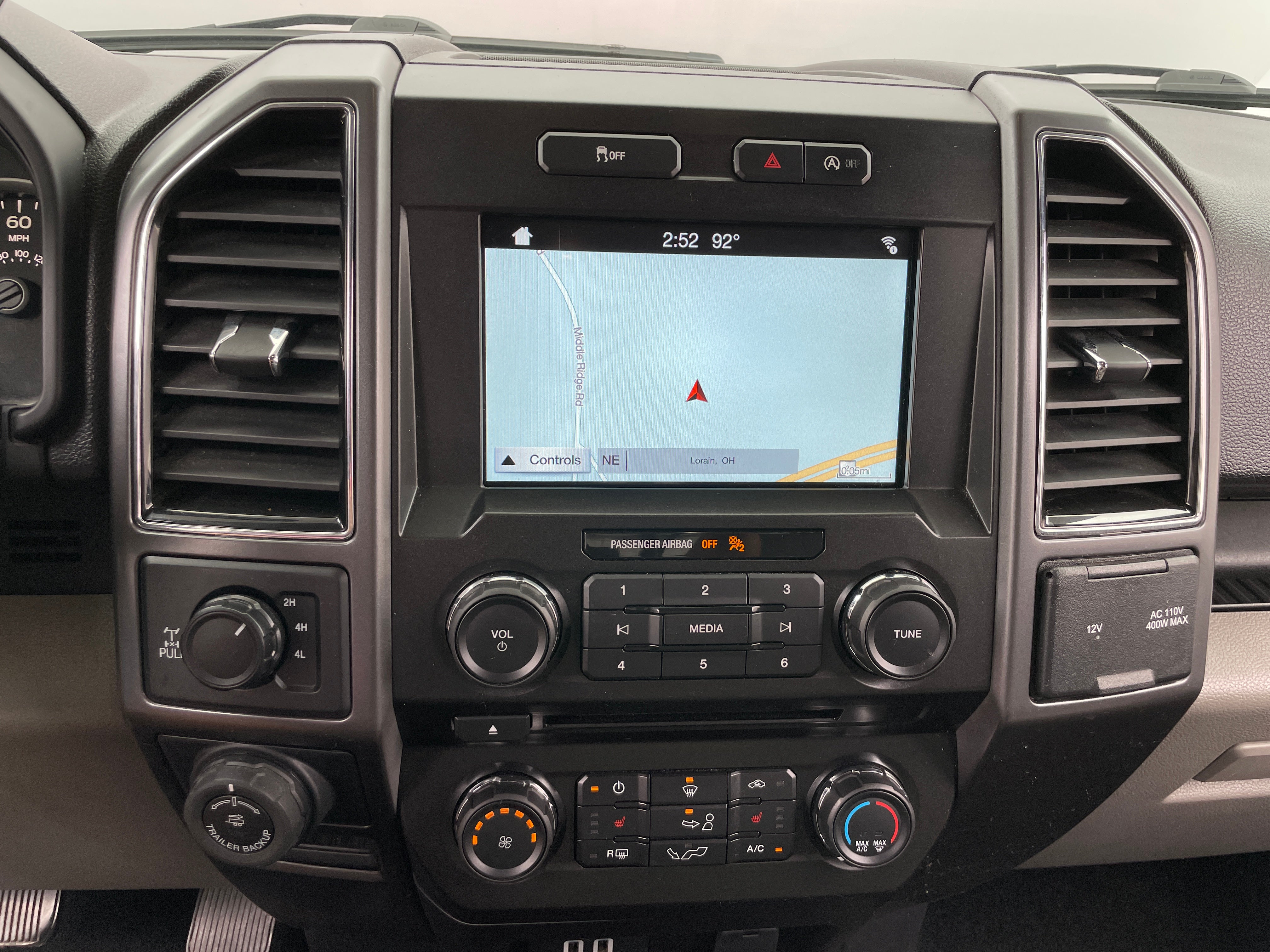Thumbnail: 2018 Ford Econoline - 4