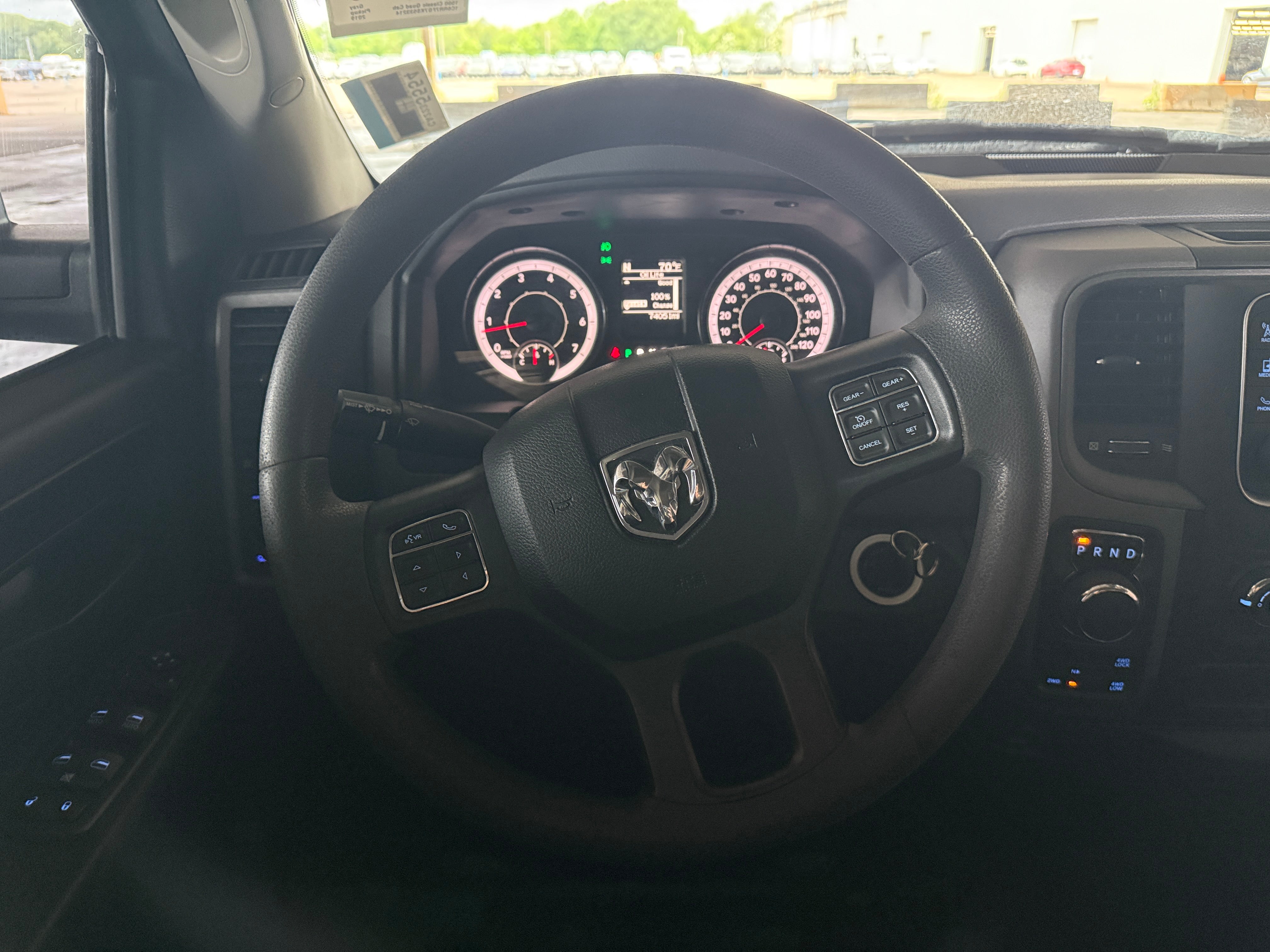 2019 RAM 1500 Classic Express 5