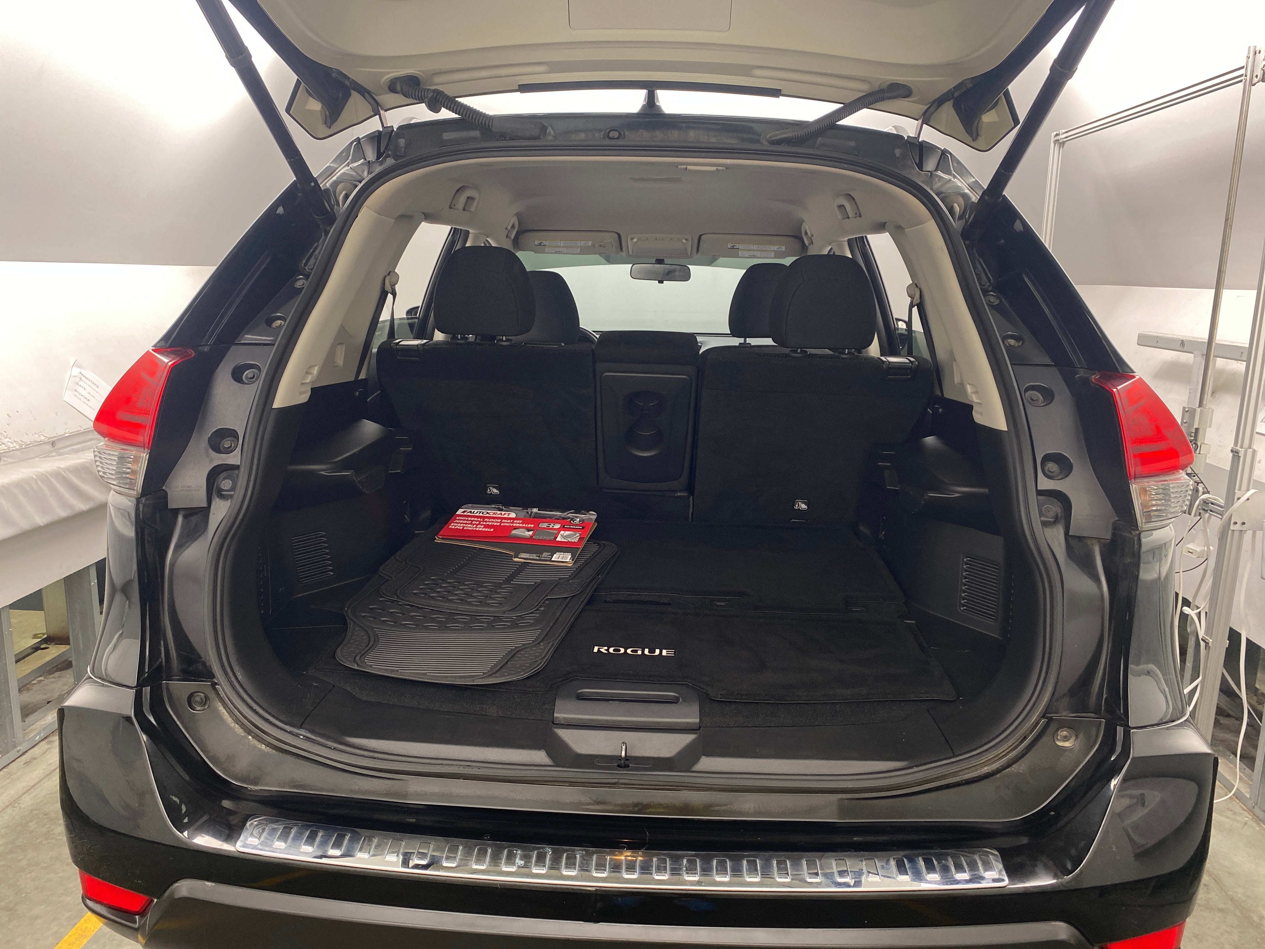 2017 Nissan Rogue SV 6