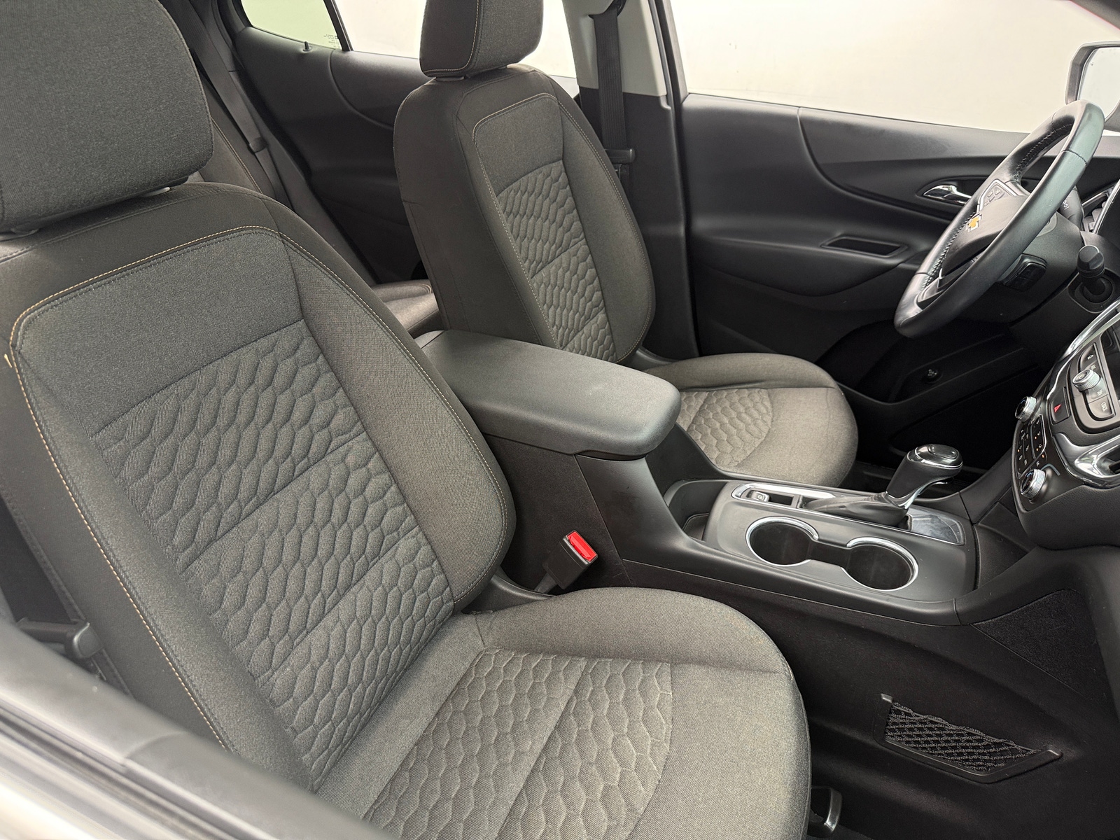 Thumbnail: 2018 Chevrolet Equinox - 2