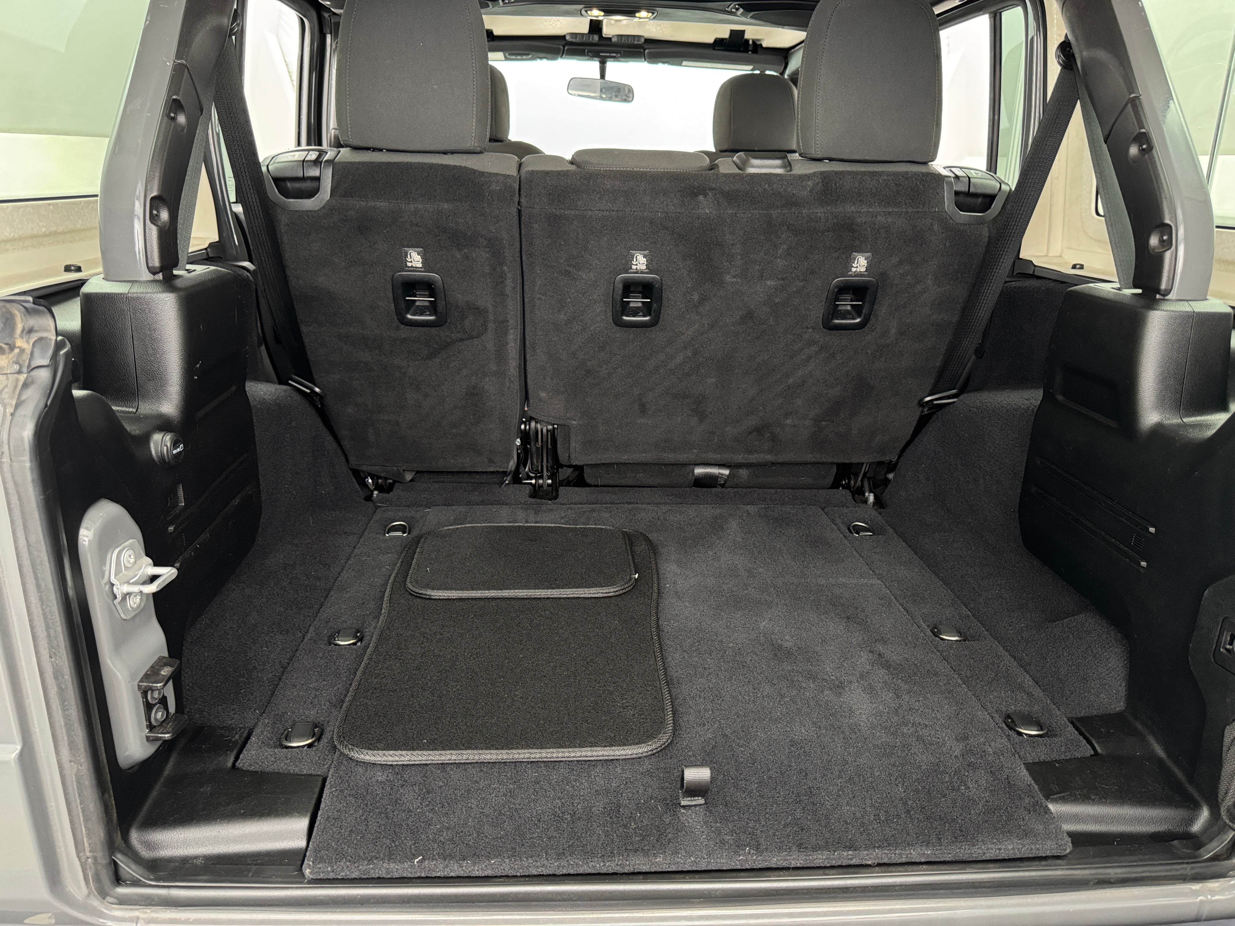 2019 Jeep Wrangler Unlimited Sport S 7