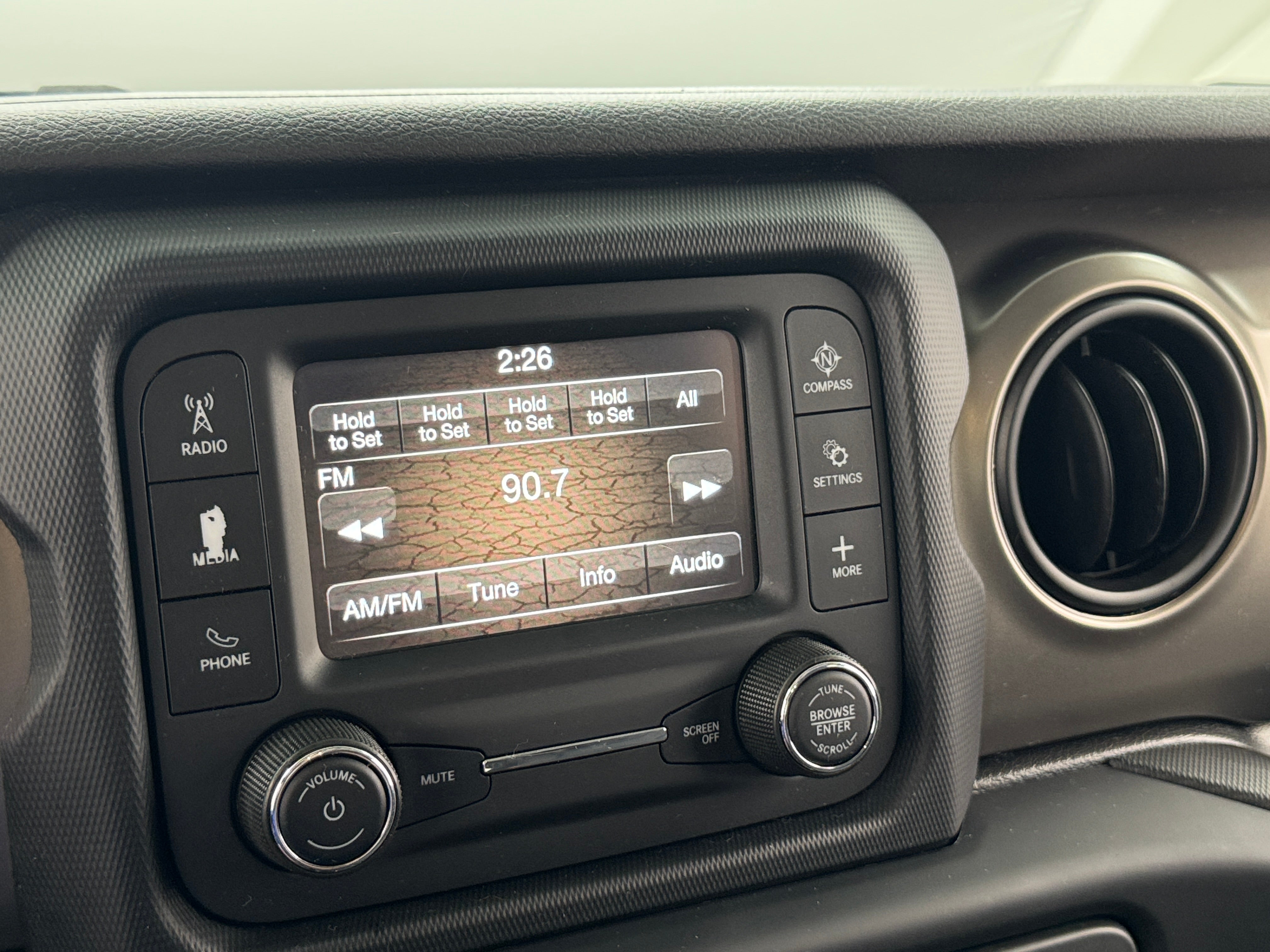 2019 Jeep Wrangler Unlimited Sport S 4