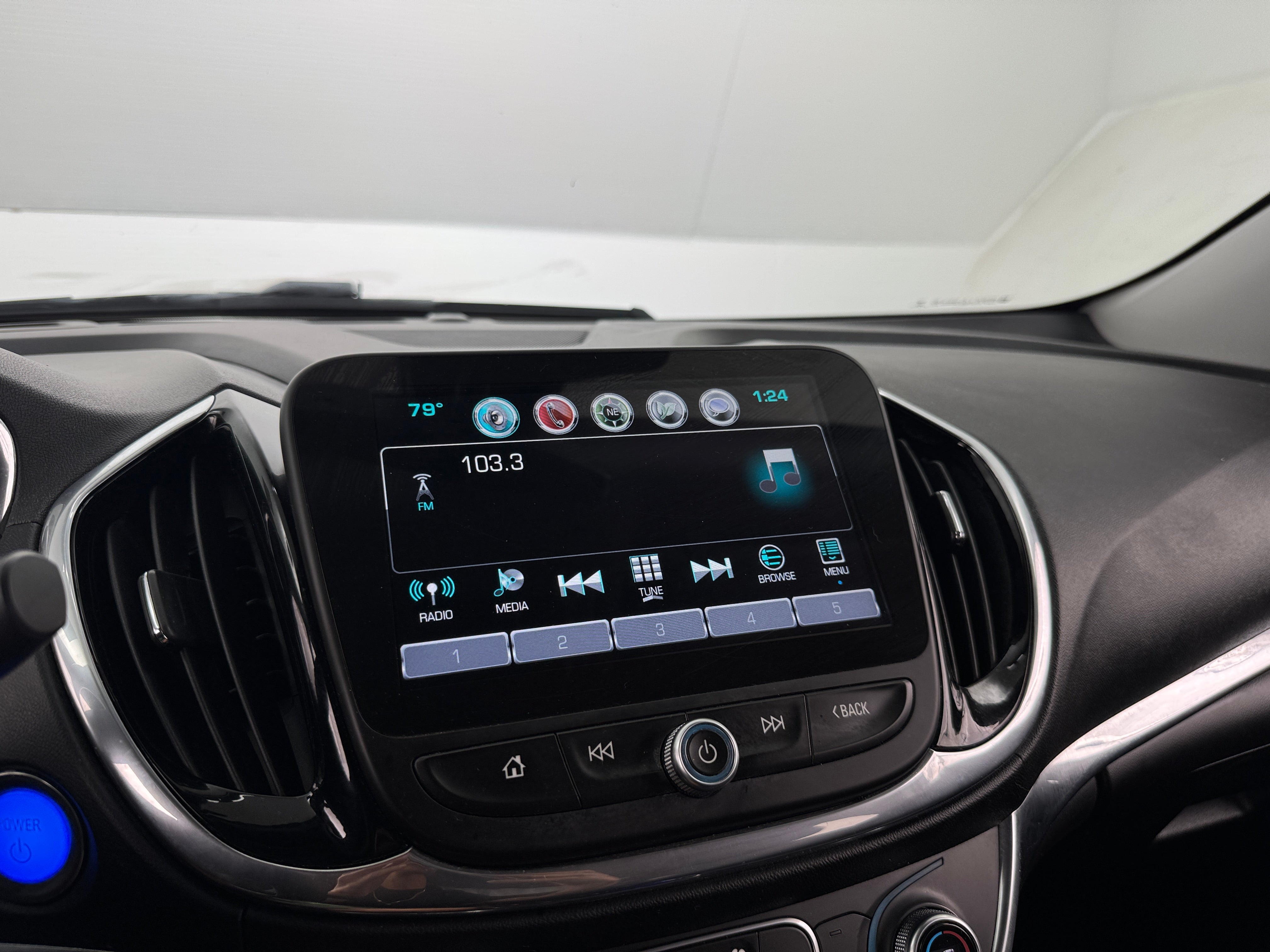 2017 Chevrolet Volt Premier 3