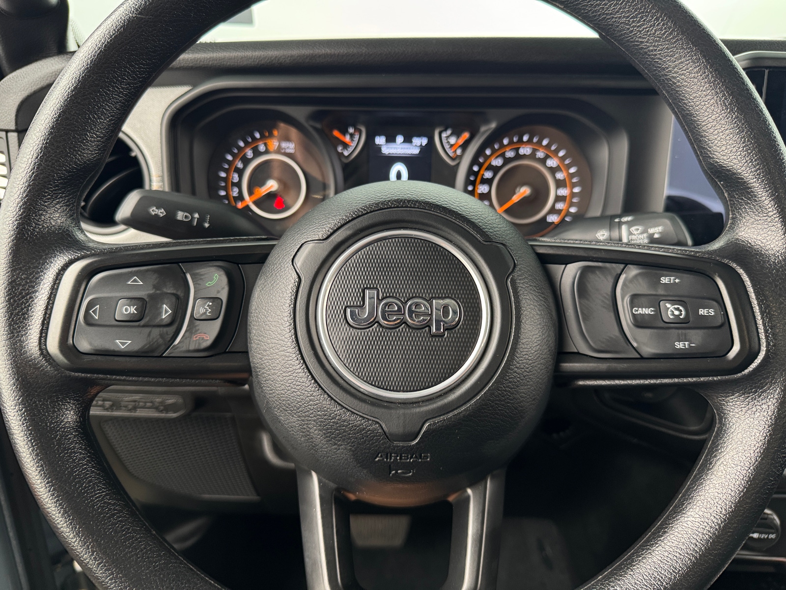 Thumbnail: 2024 Jeep Gladiator - 5