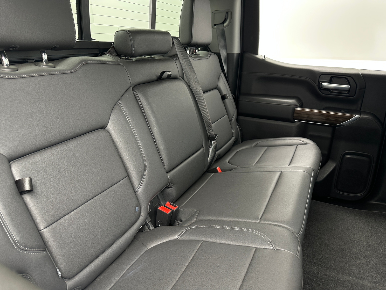 Thumbnail: 2021 Chevrolet Silverado 1500 - 5