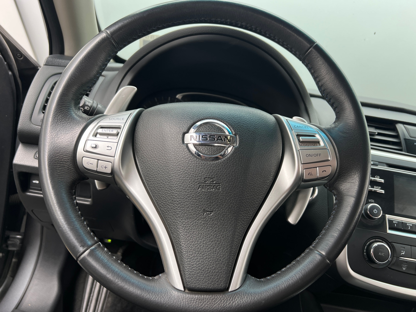Thumbnail: 2017 Nissan Altima - 5