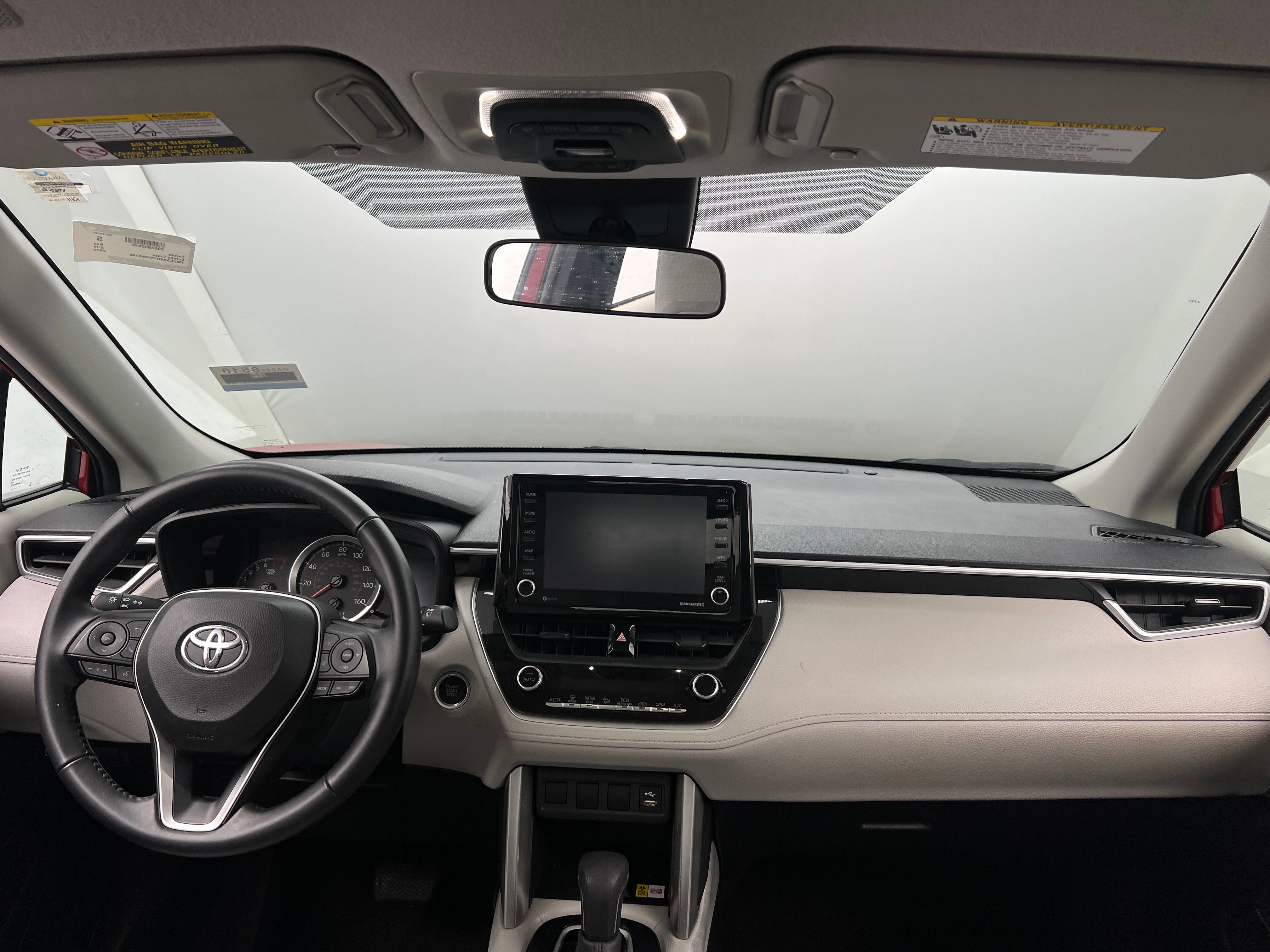 2022 Toyota Corolla Cross LE 3
